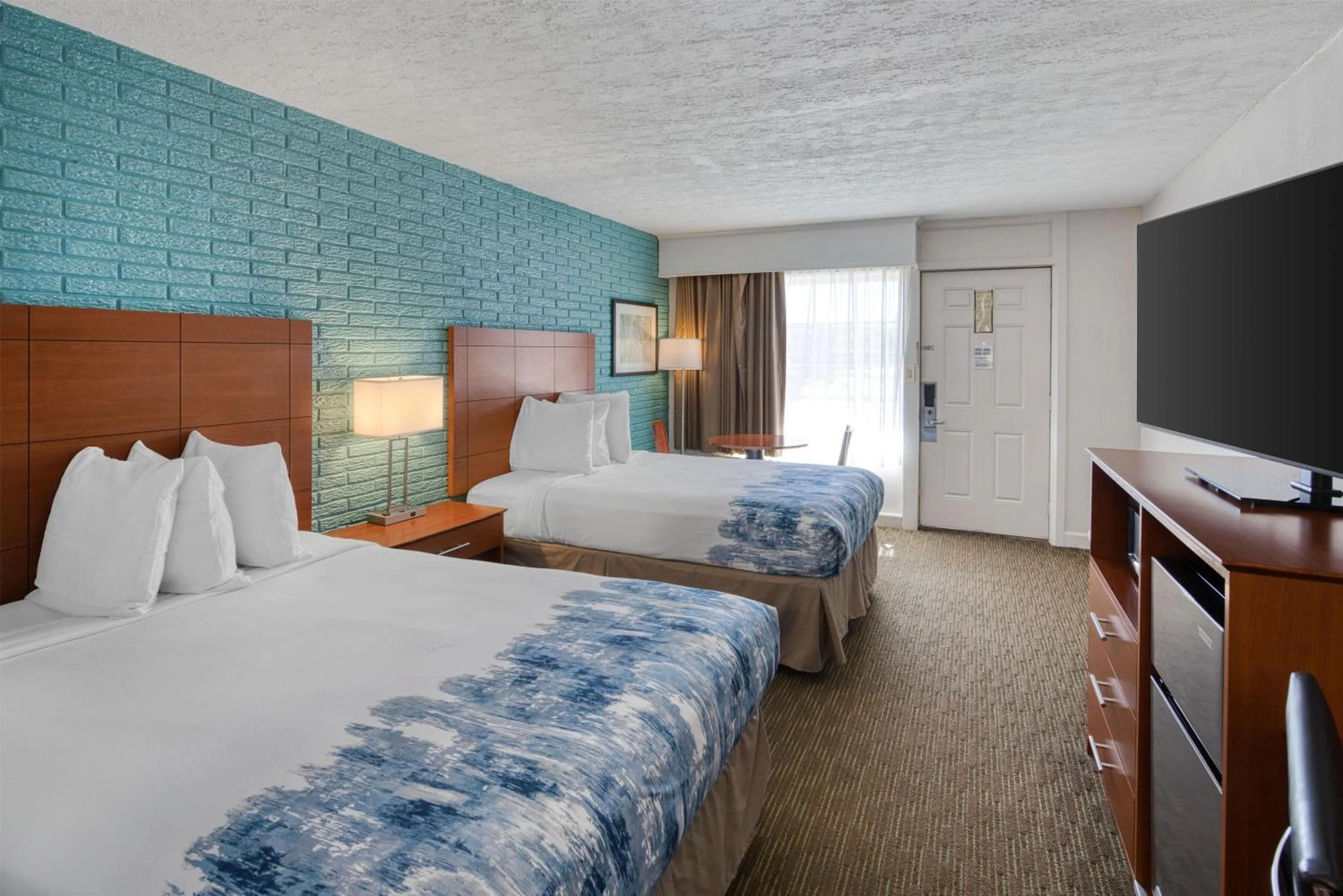 Bedroom, Bed in Best Western Hendersonville Inn