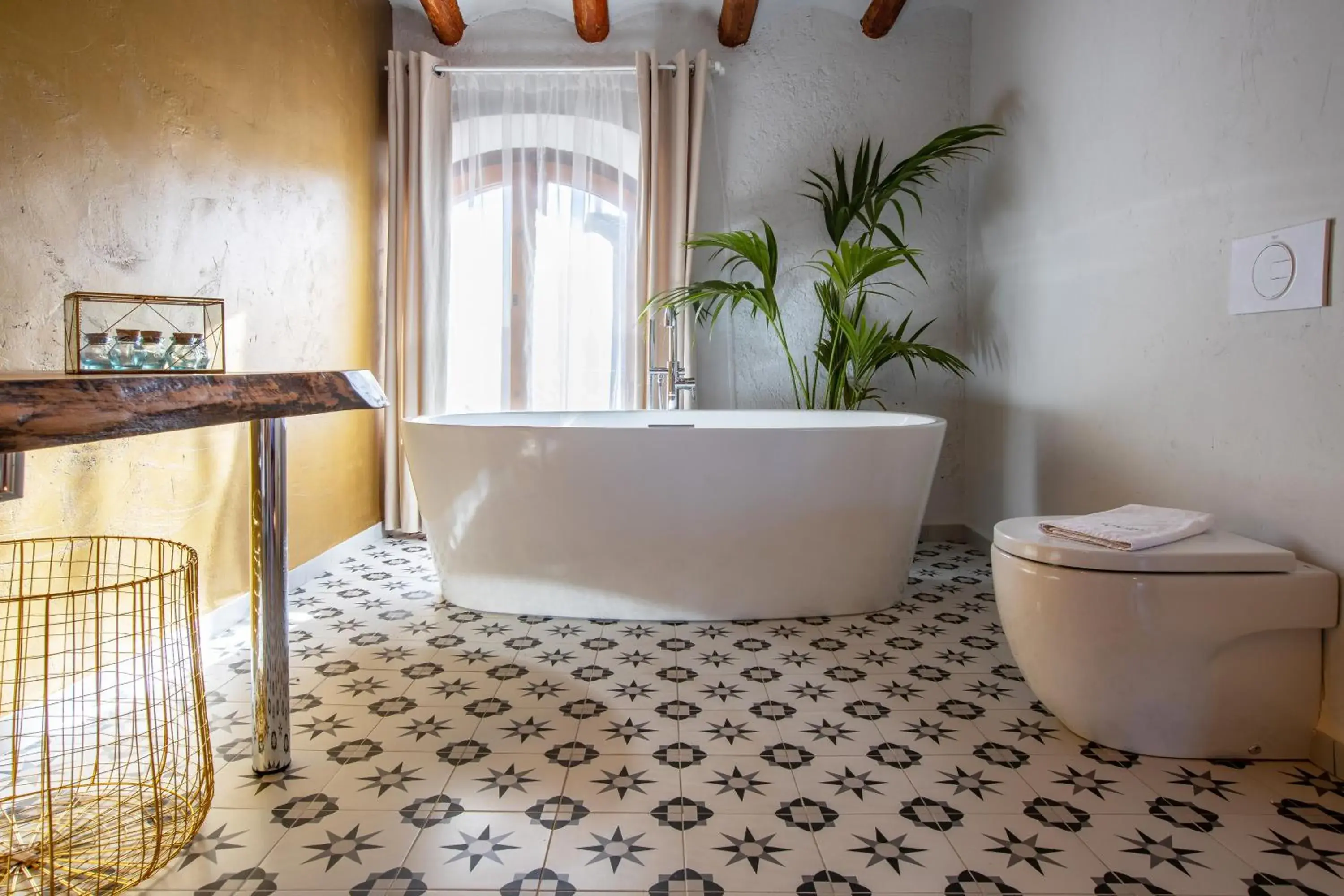 Superior Suite in El Palauet del Priorat Superior Suite in El Palauet del Priorat