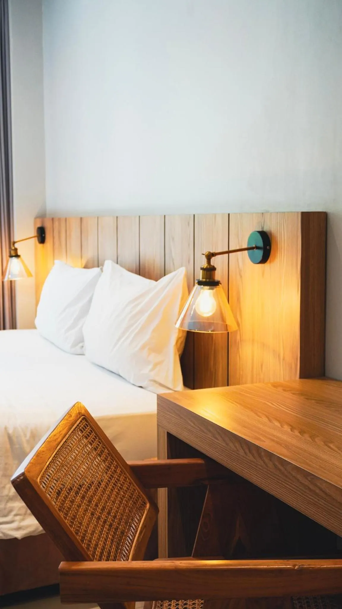 Property building, Bed in Grand Kuta Hotel and Residence