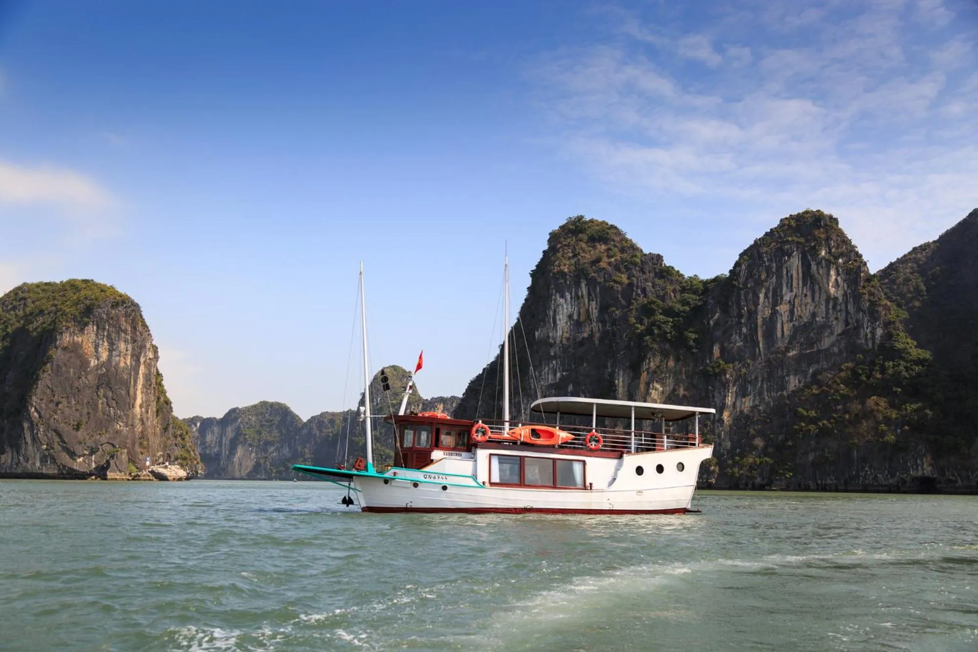 Premium Suite with Sea View - 2 Days 1 Night in Emeraude Classic Cruises