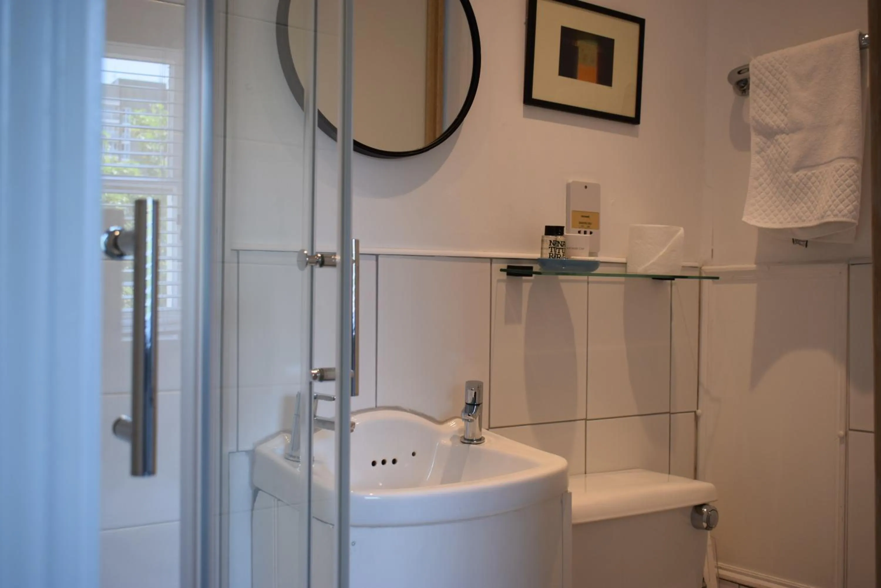 Bathroom in Colson House