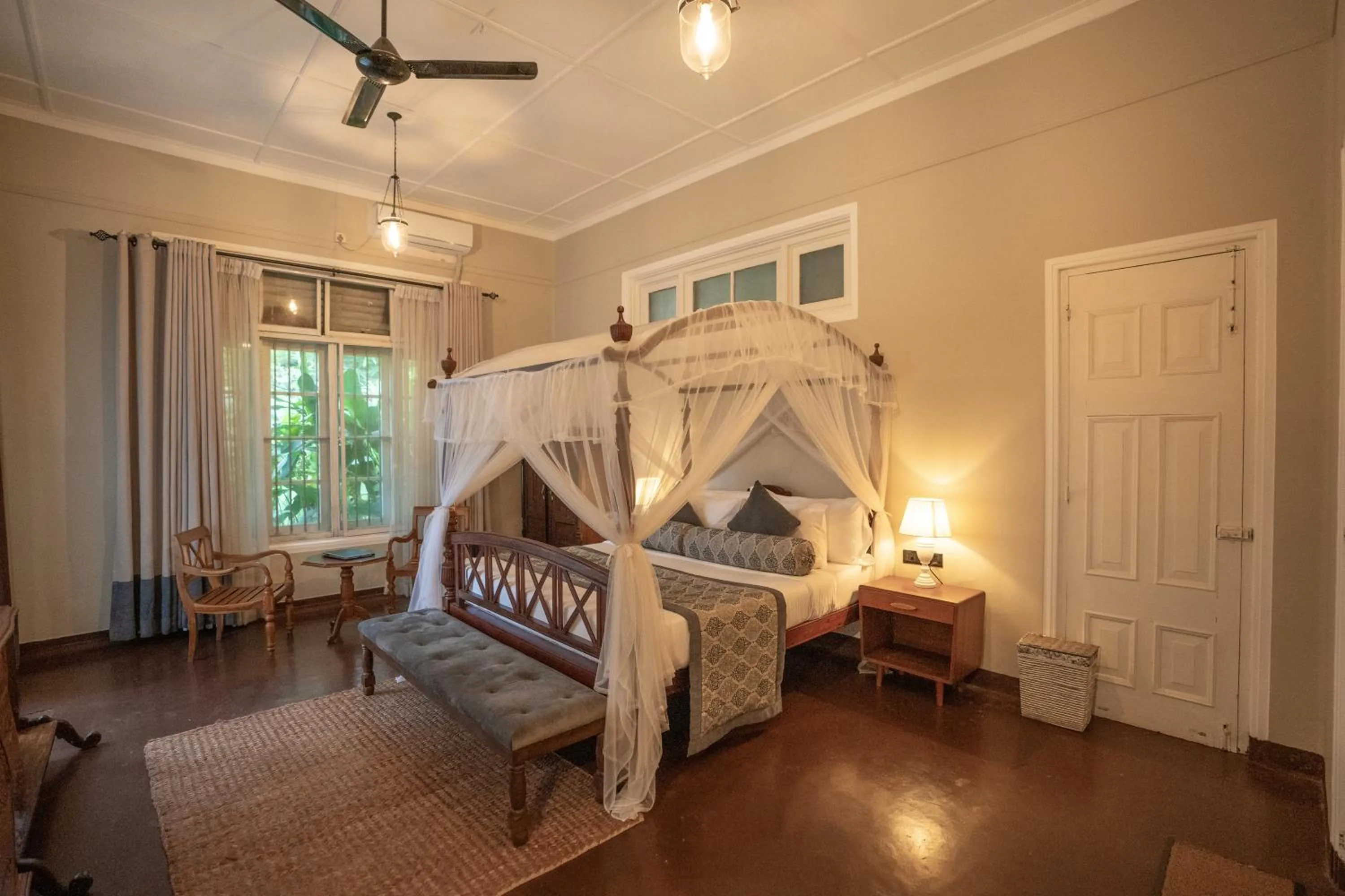 Bedroom, Bed in Castle Hill Bungalow by Seven Angels