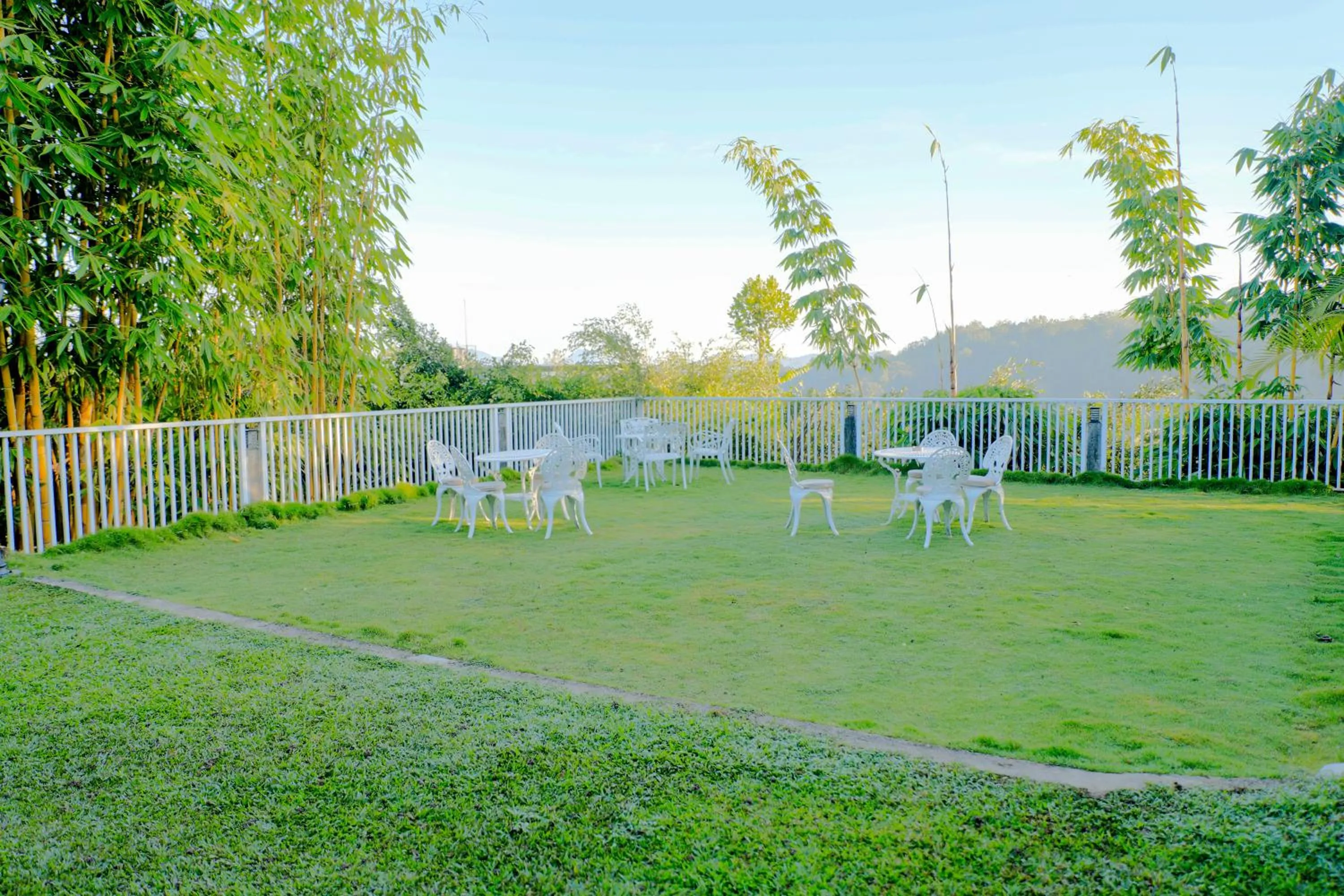 Natural landscape in Castle Hill Bungalow by Seven Angels