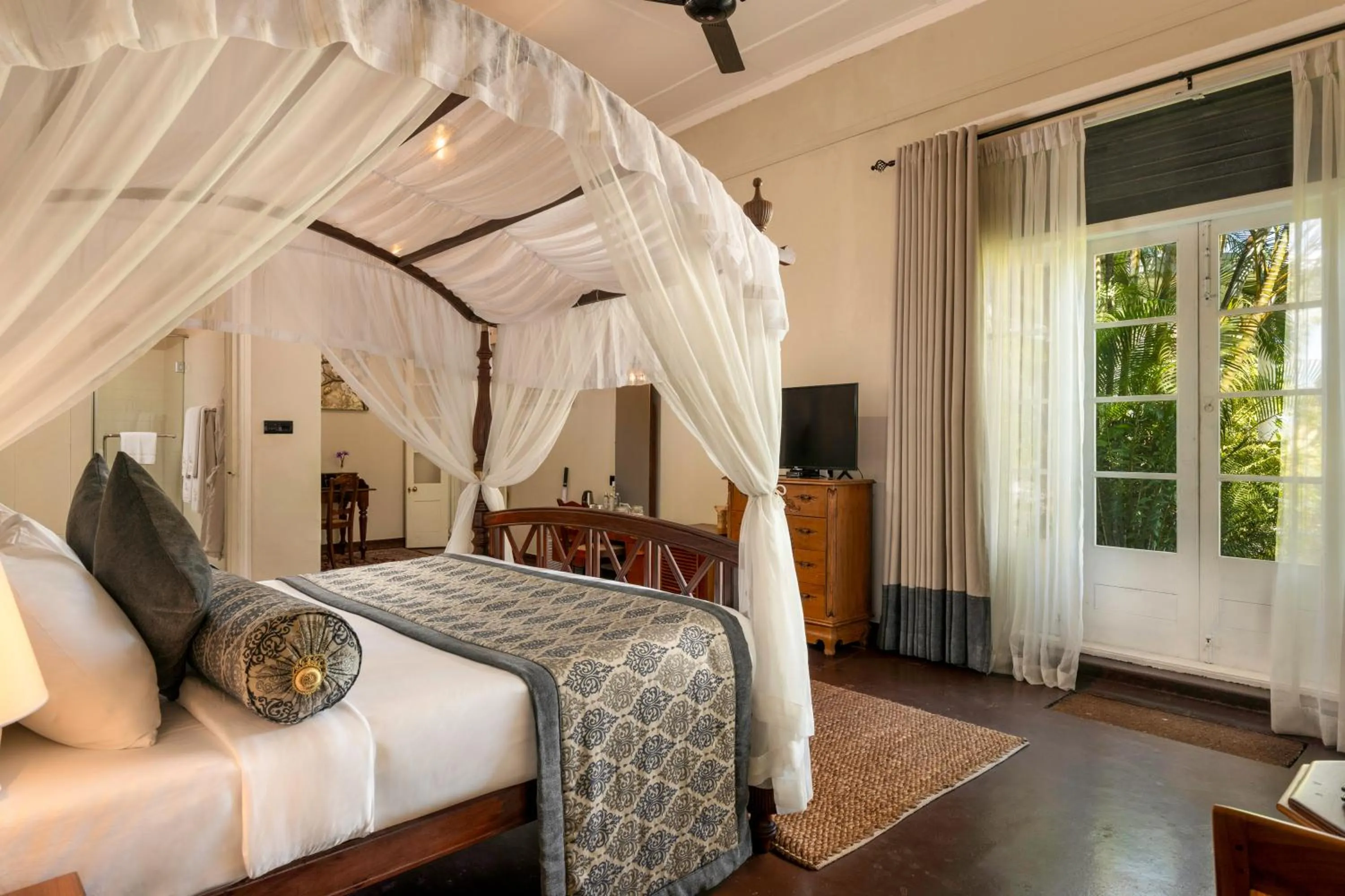 Bed in Castle Hill Bungalow by Seven Angels