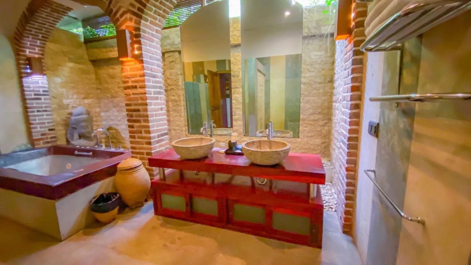 Toilet in Bali Dyana Villas