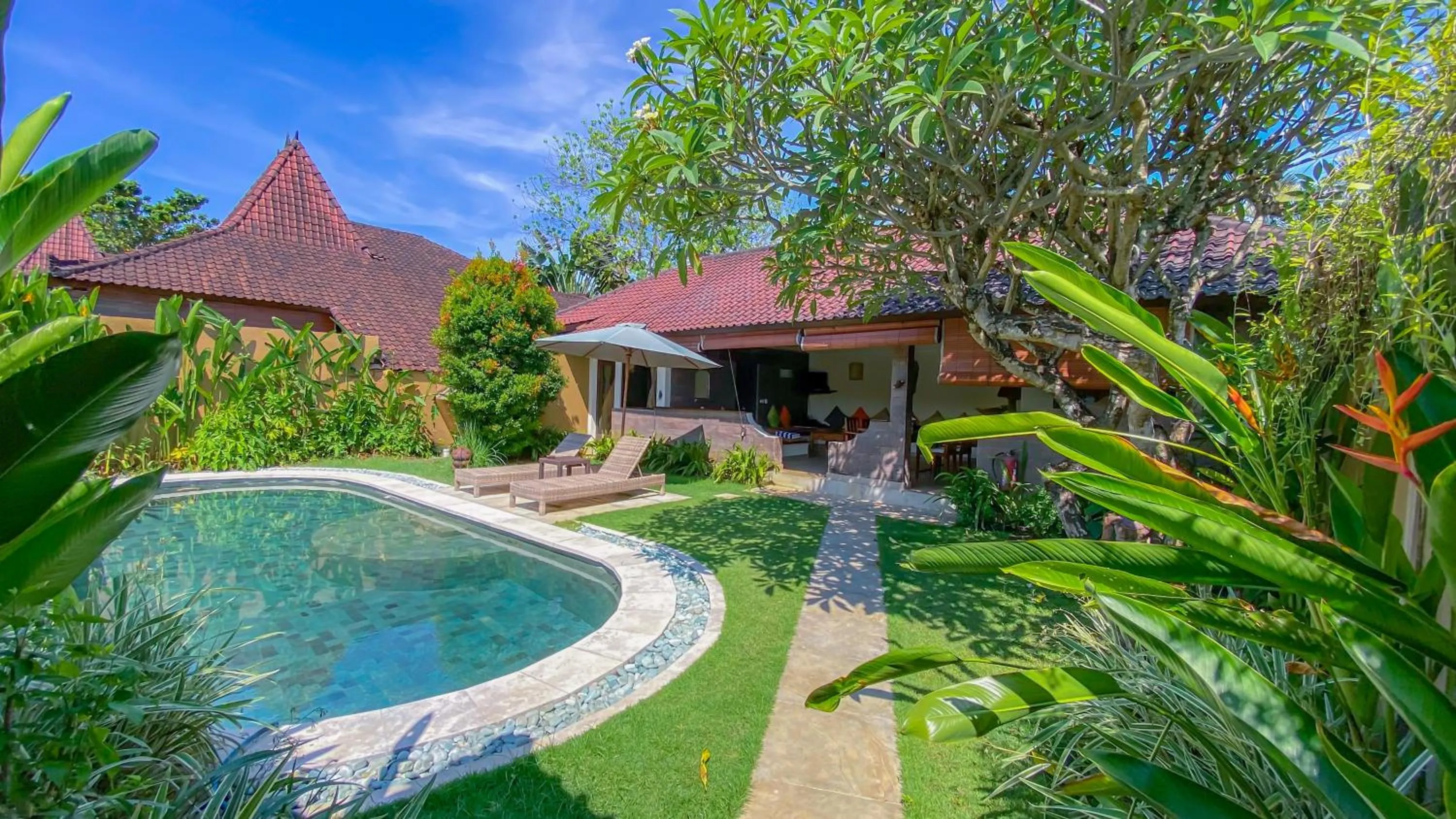 Garden view in Bali Dyana Villas