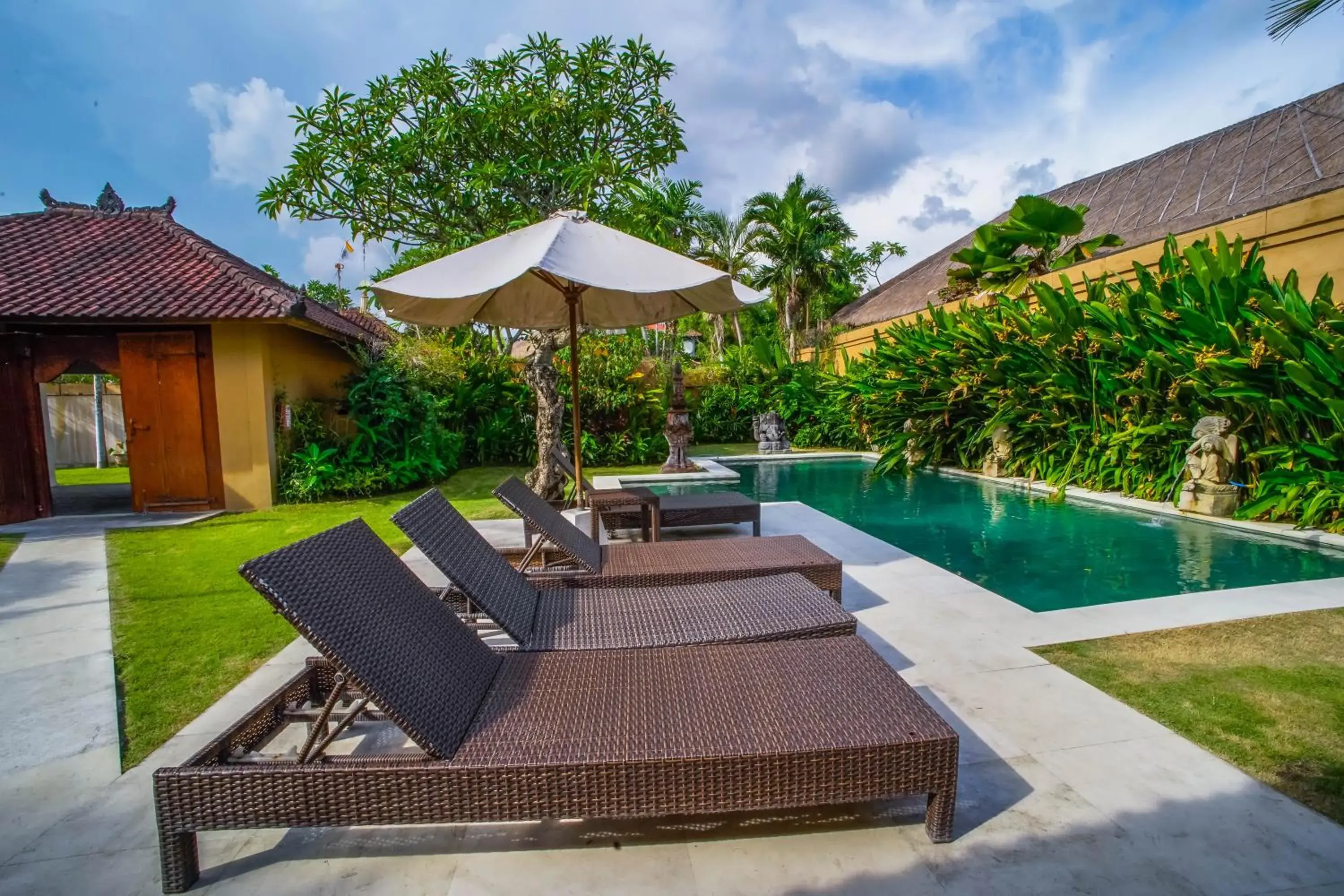 Two-Bedroom Villa with Private Pool in Bali Dyana Villas Two-Bedroom Villa with Private Pool in Bali Dyana Villas