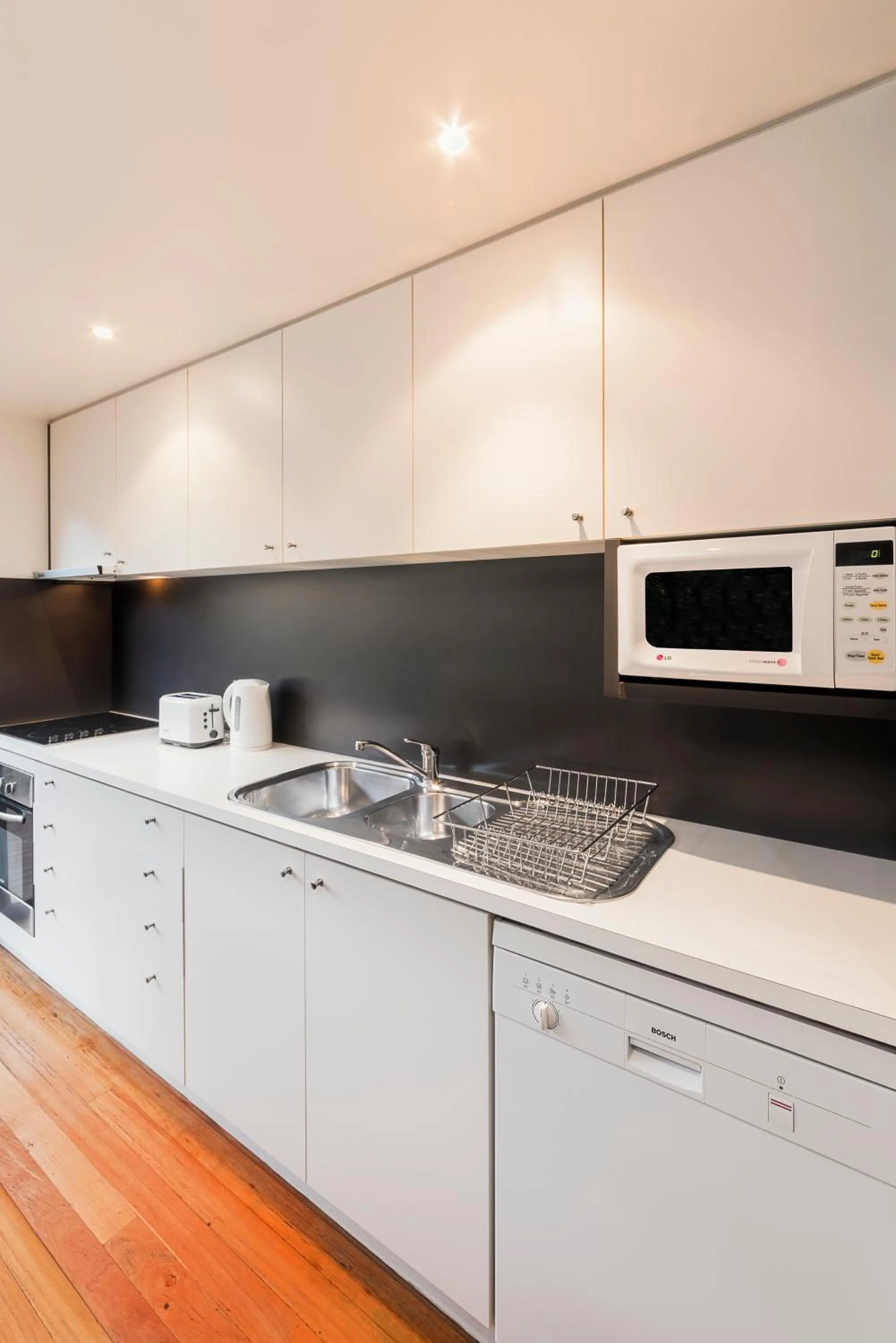 Kitchen or kitchenette in Southern Ocean Villas