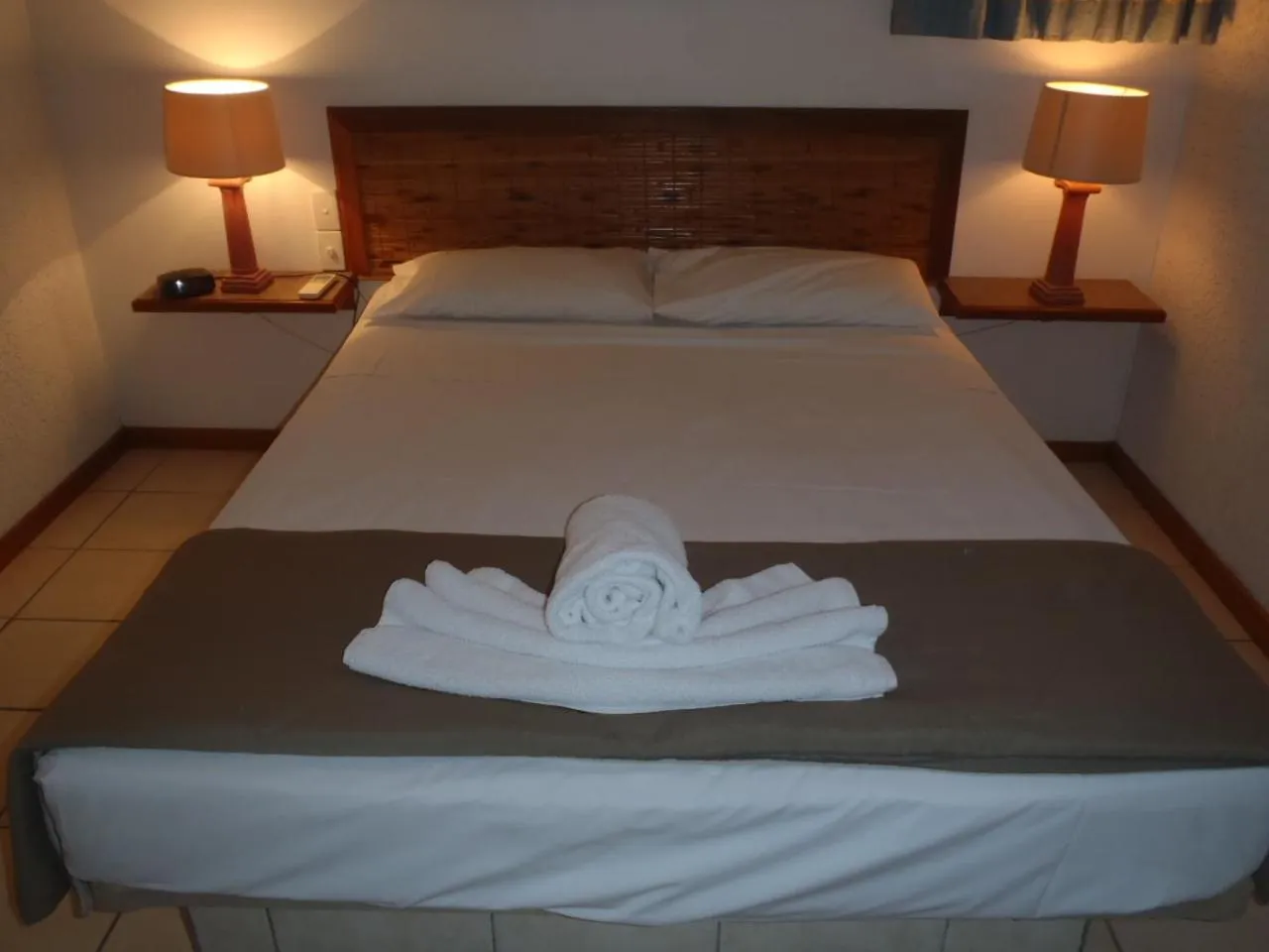 Bed in Beachside Holiday Units