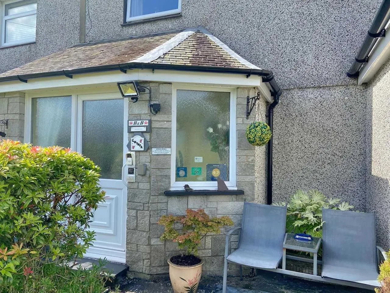 Property building in Gwynfa