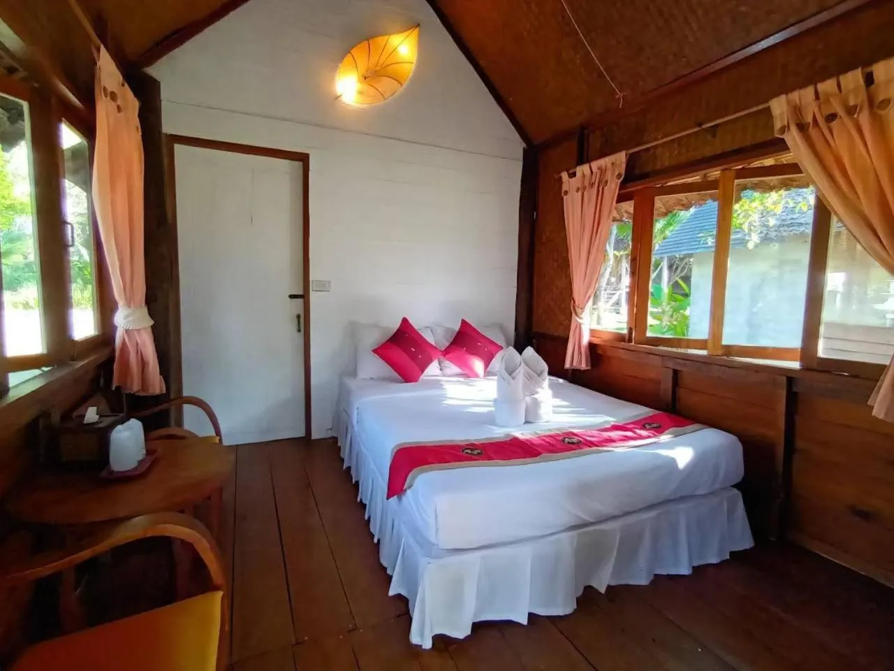 Bed in Vimarnkiri Resort
