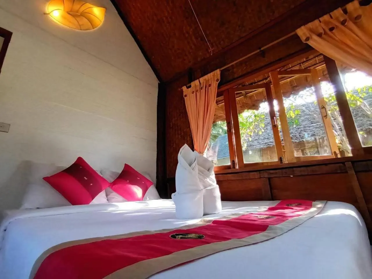 Bed in Vimarnkiri Resort