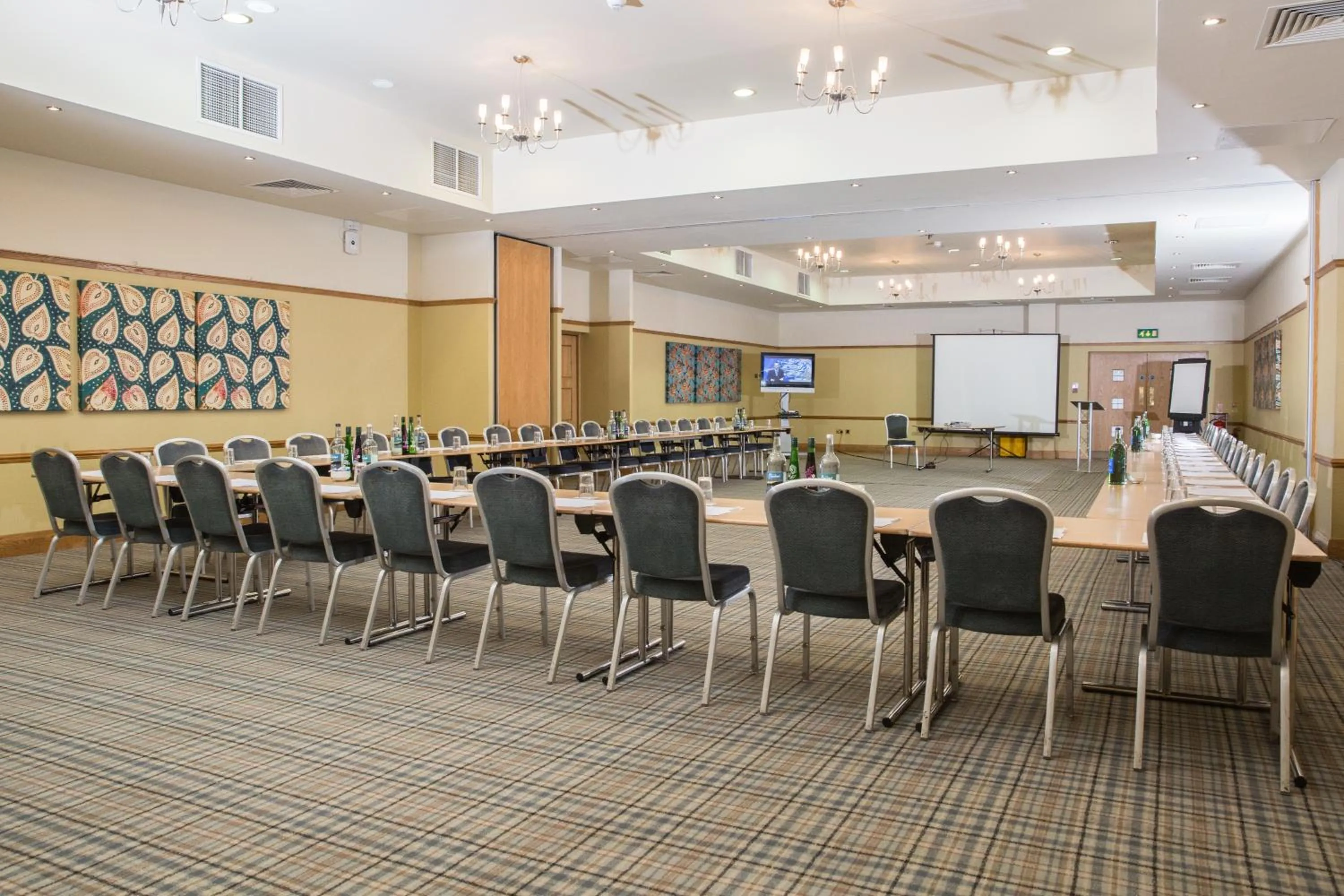 Business facilities in Lancaster House Hotel