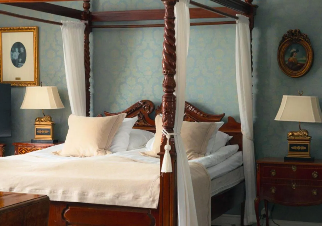 Bed in Hotel Vanajanlinna