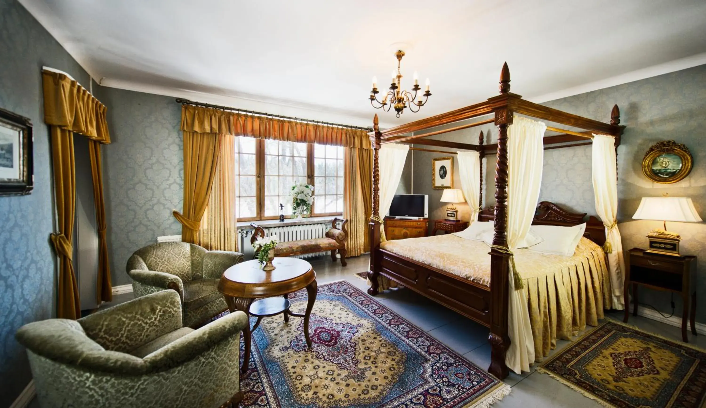 Suite in Hotel Vanajanlinna Suite in Hotel Vanajanlinna