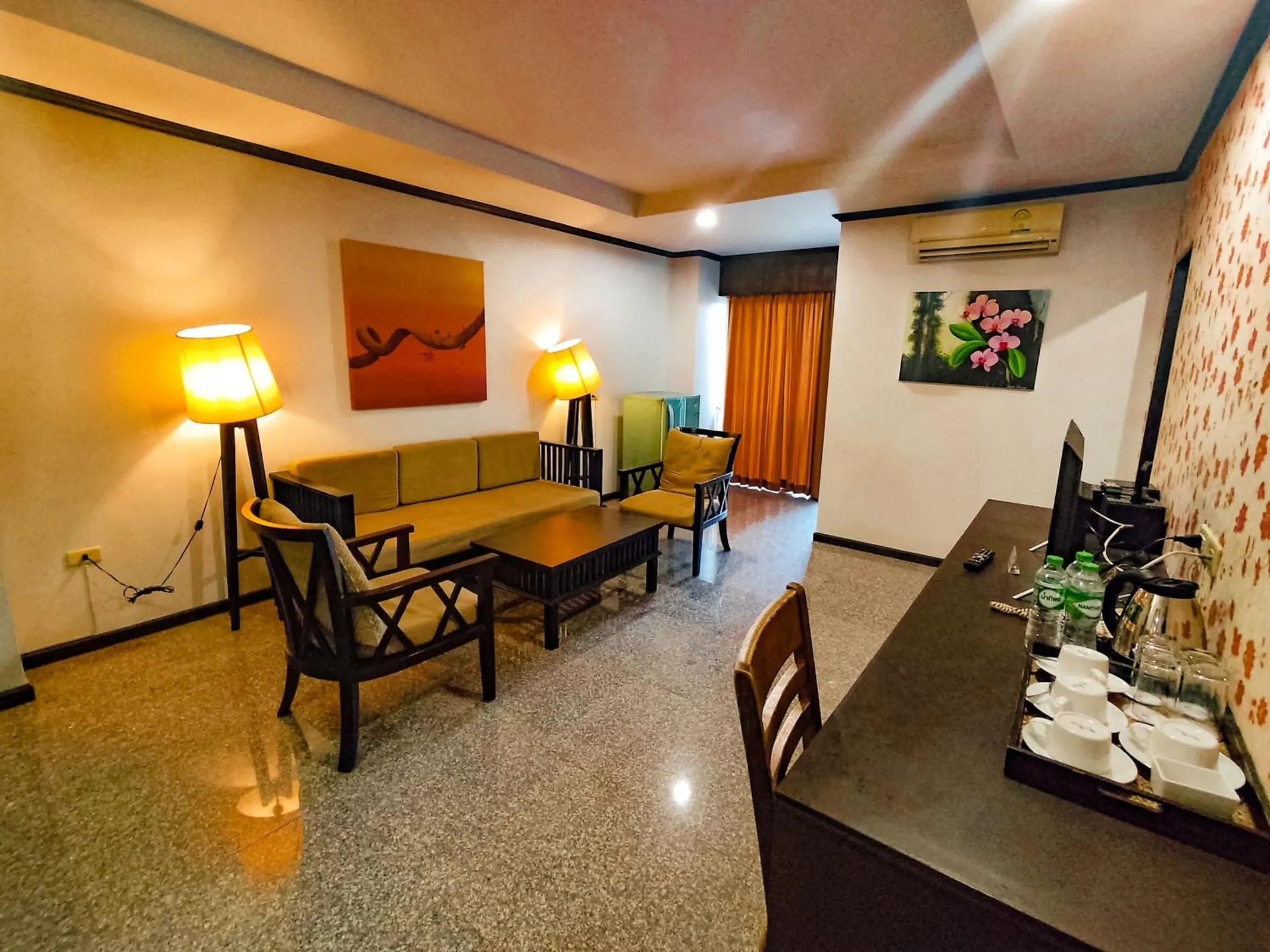 Living room in Royal Panerai Hotel Chiangmai