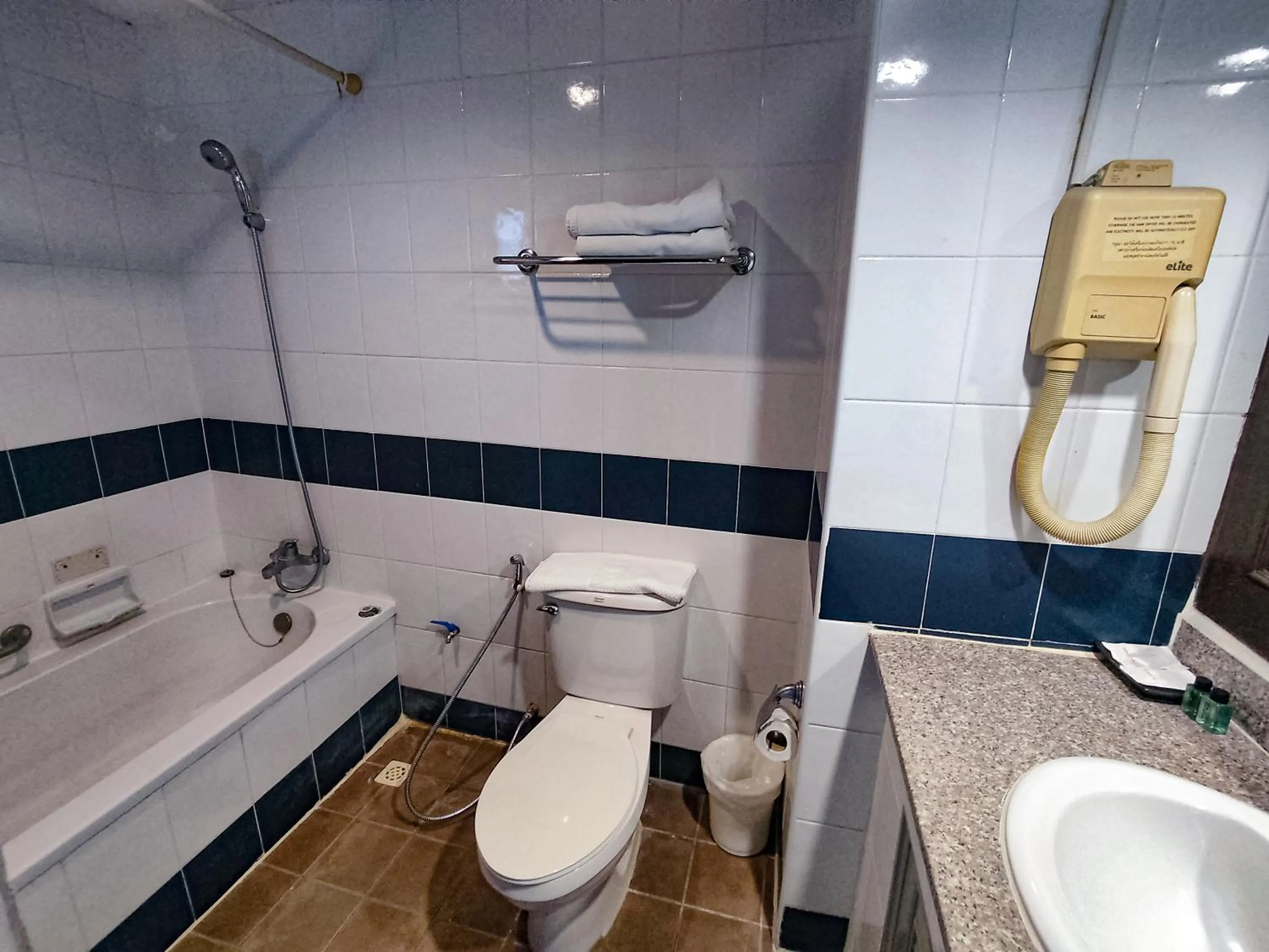 Shower in Royal Panerai Hotel Chiangmai