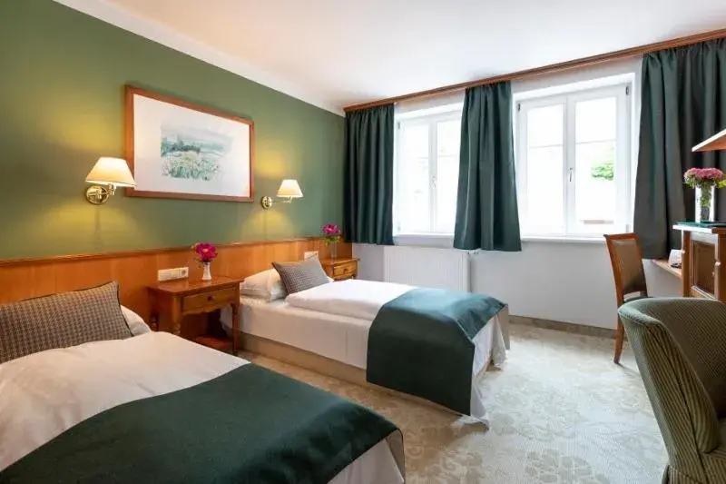 Double Room - single occupancy in Hotel Gasthof Lercher Double Room - single occupancy in Hotel Gasthof Lercher