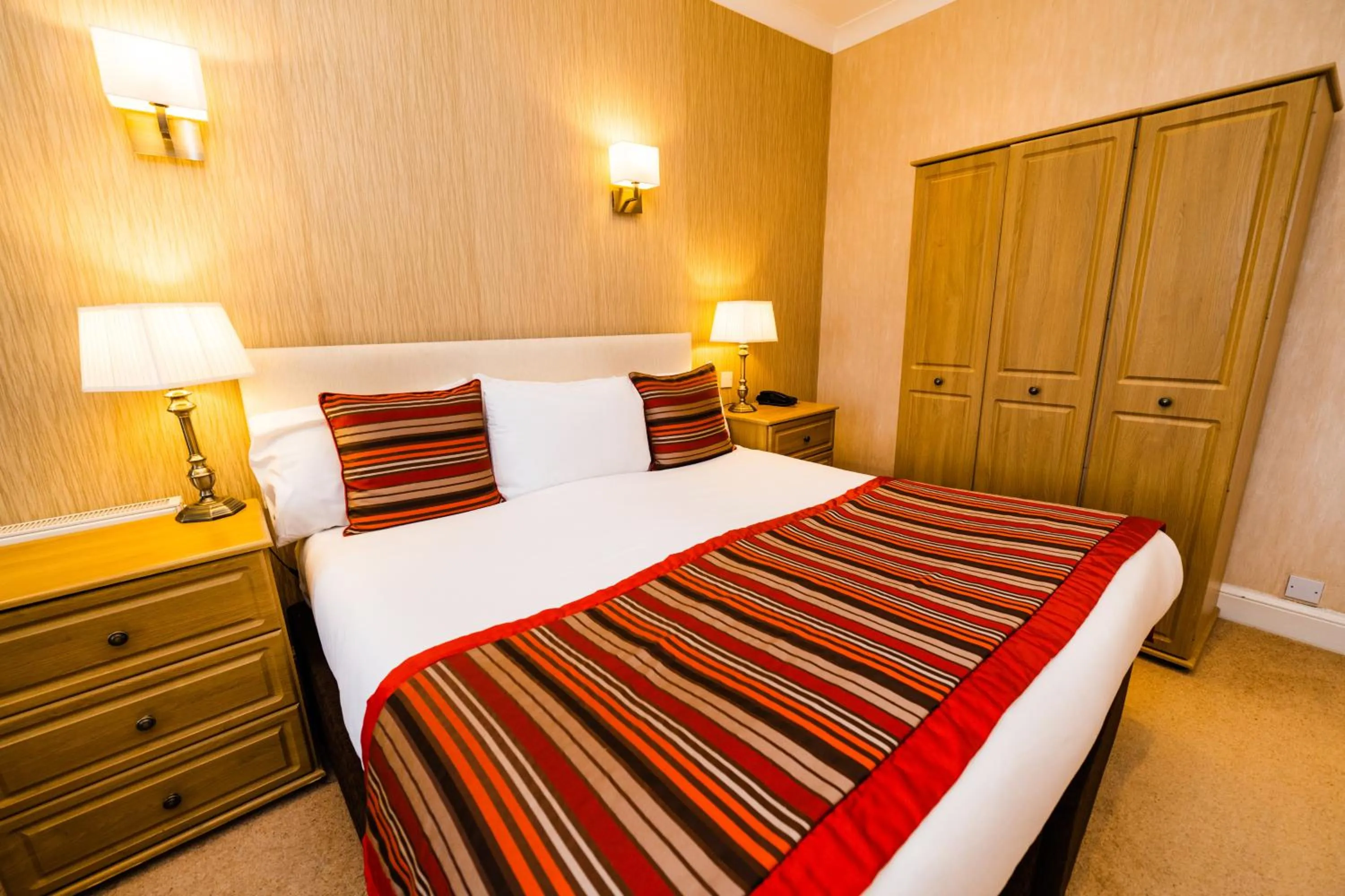 Bed in Raven Hall Hotel