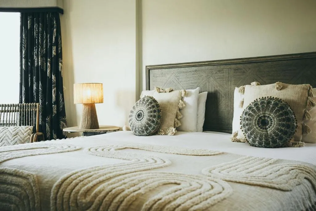 Bed in Grand Villa Heights