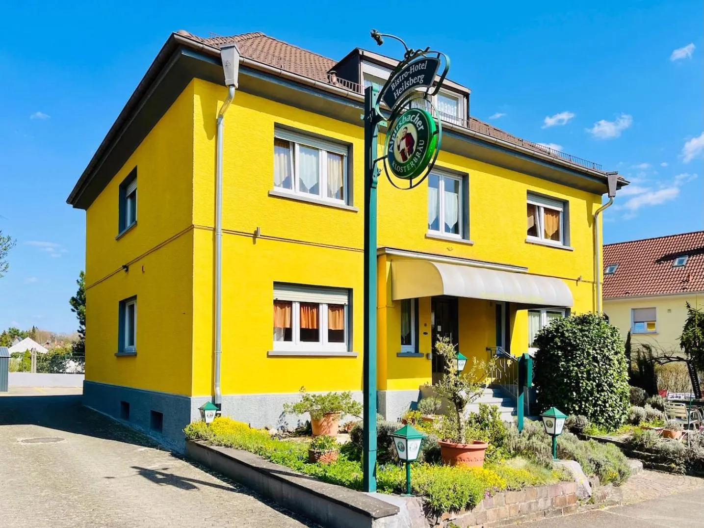 Property building in Hotel-Heilsberg