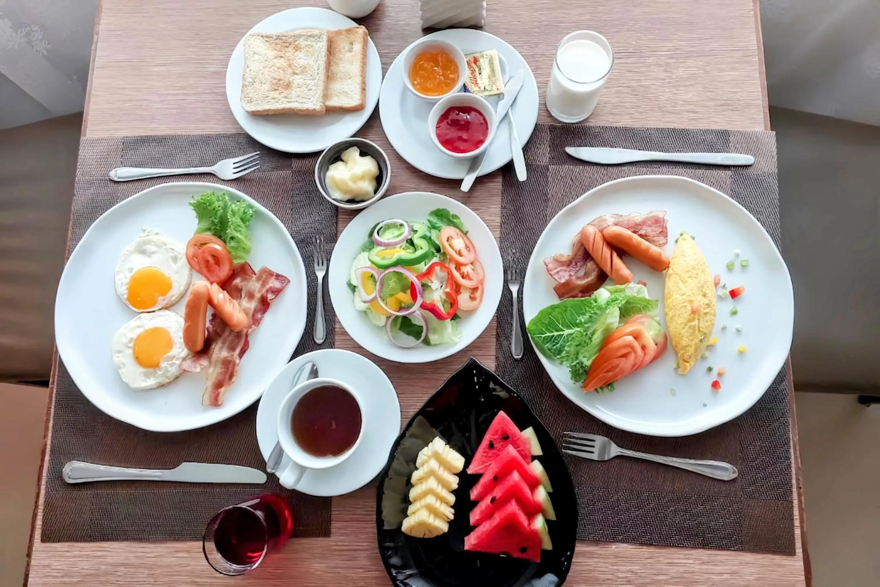 Food and drinks in Royal Peninsula Hotel Chiangmai