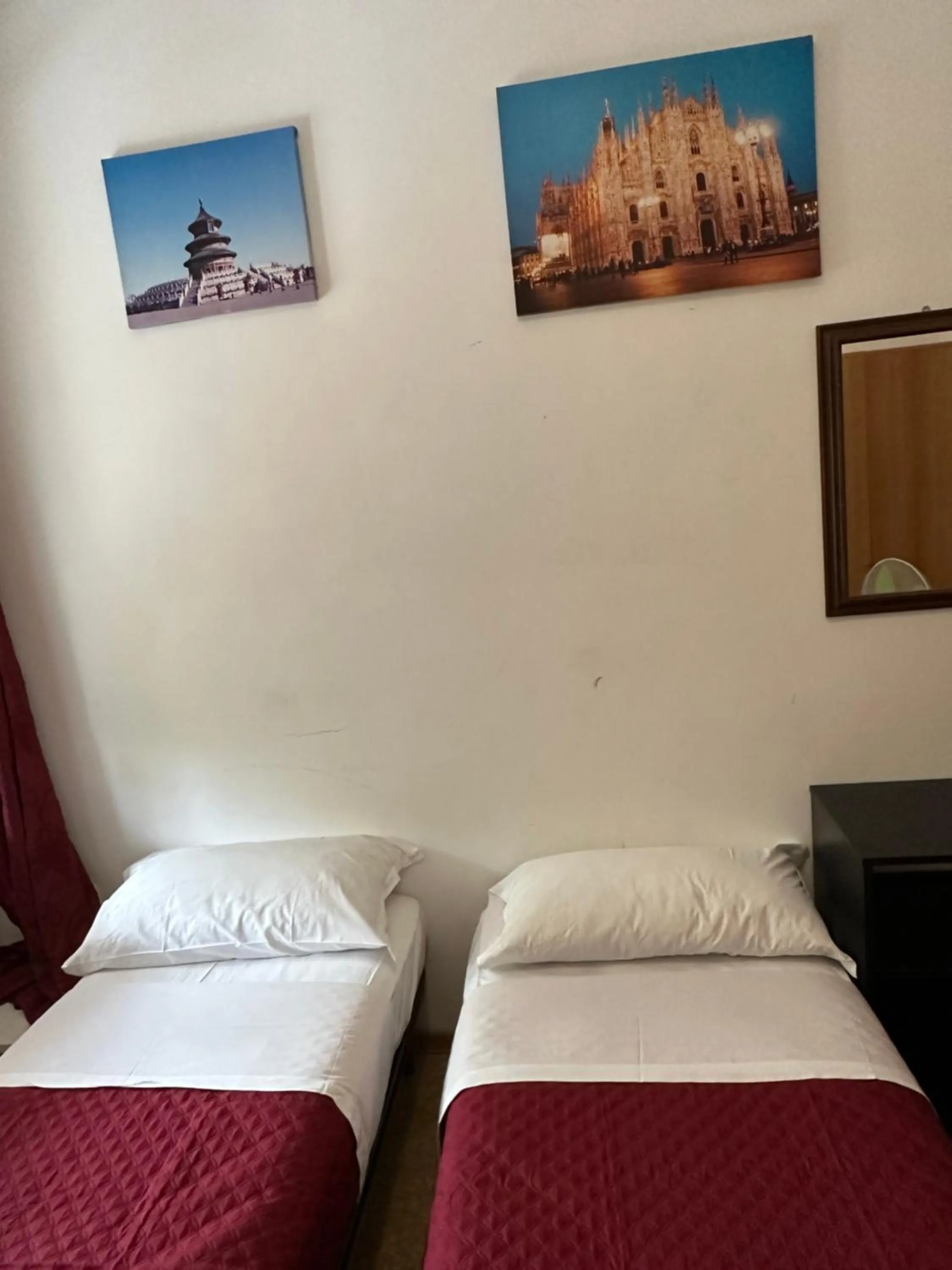 Twin Room with Shared Bathroom in Venice Best Vacation