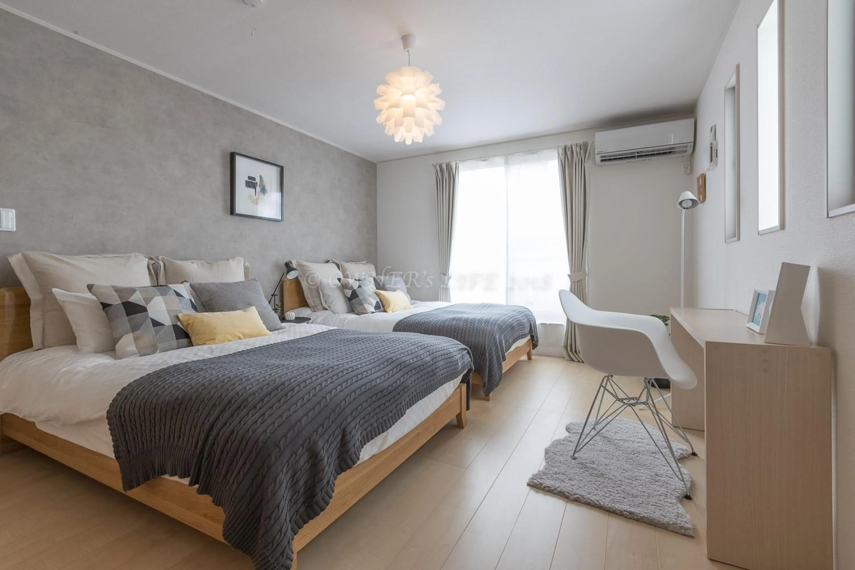 Bed in Condominium Mahalo