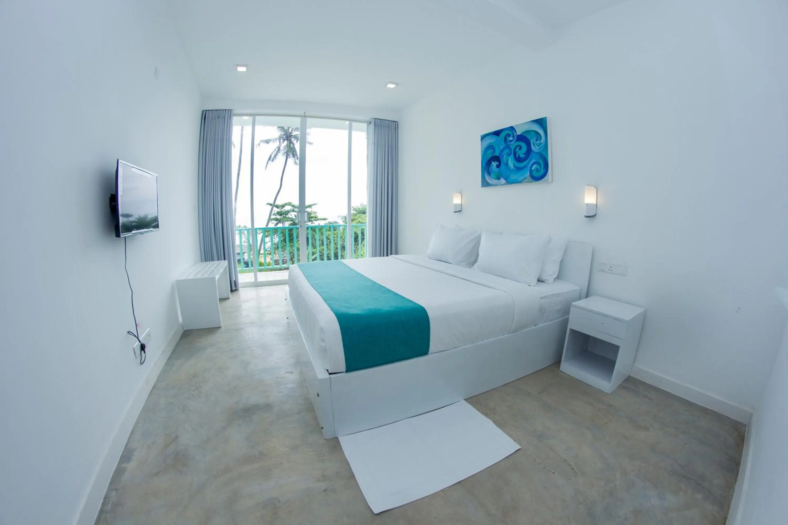 Bed in Somerset Mirissa Beach