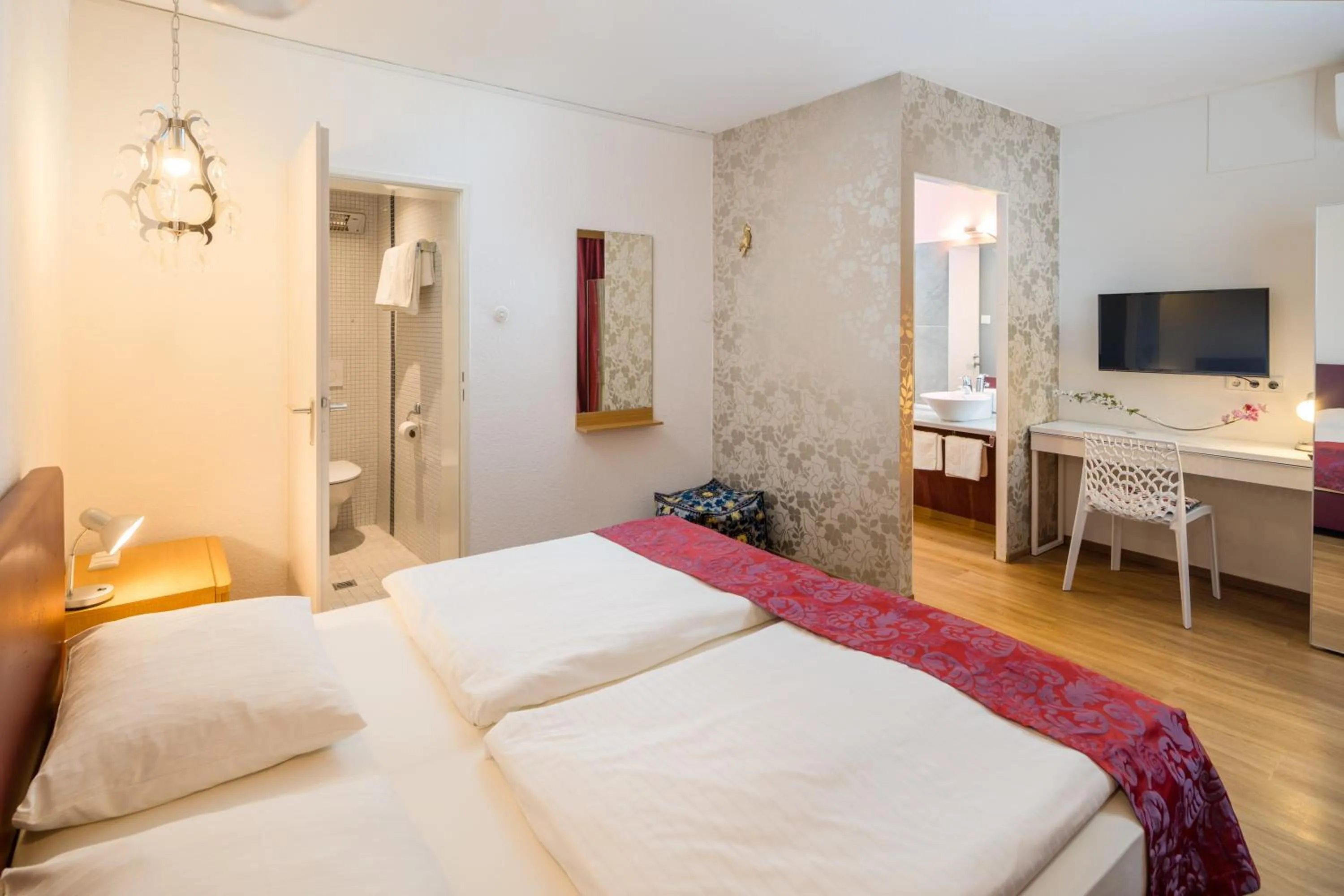 Bed in Hotel Erbprinzenhof