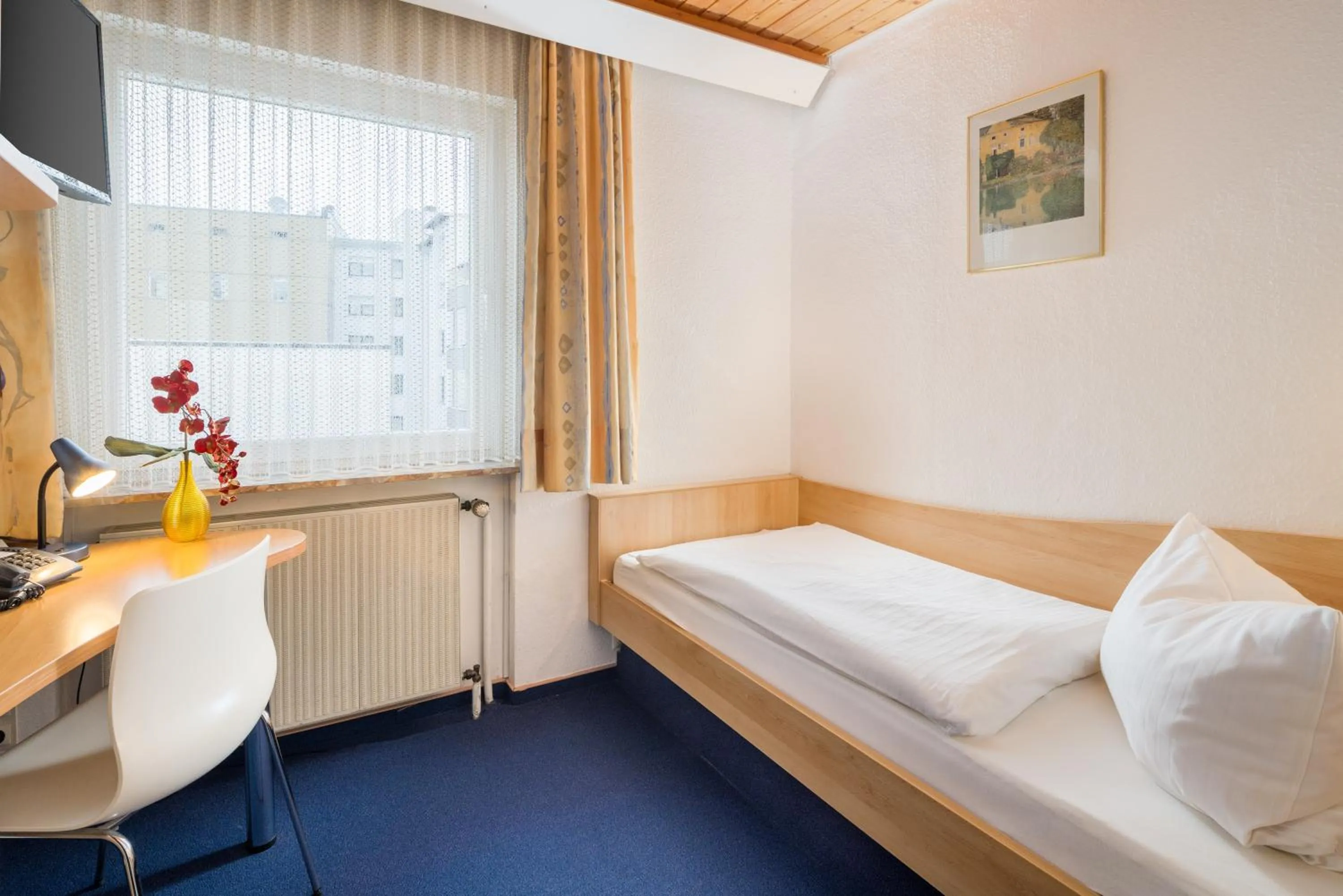 Bed in Hotel Erbprinzenhof