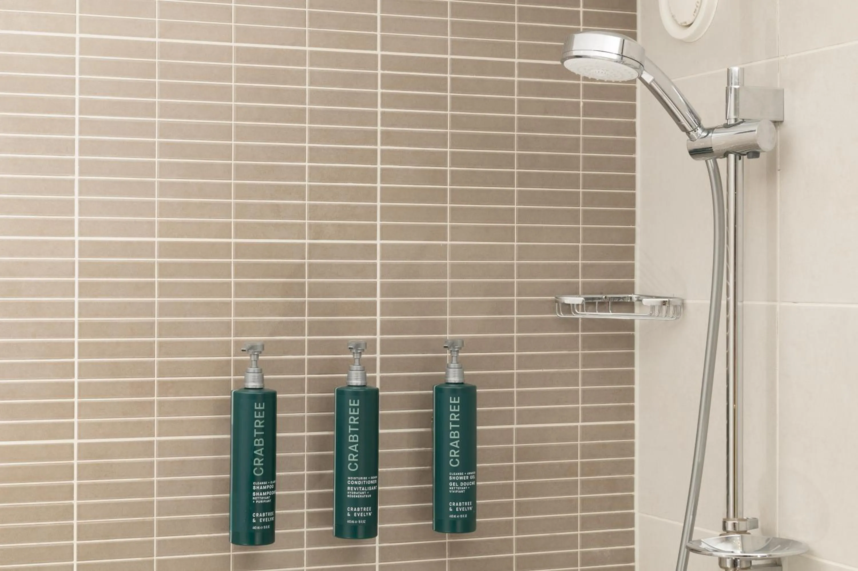 Bathroom in Hilton London Gatwick Airport