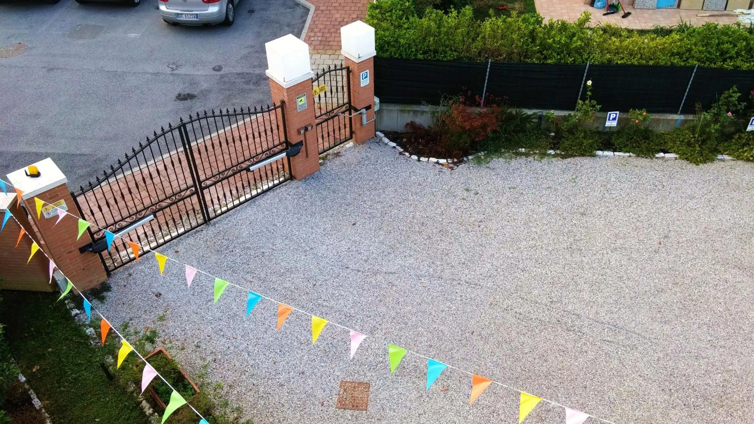 Parking in Venice Airport Room