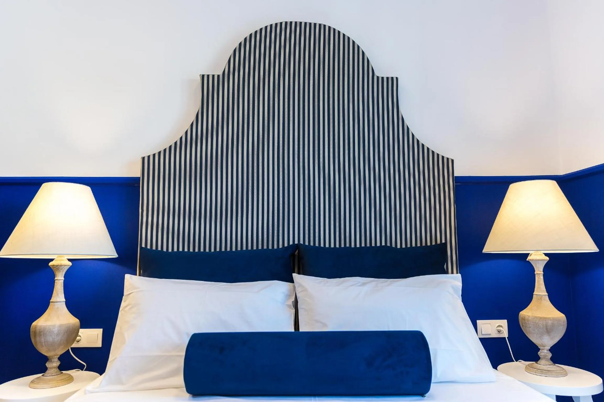 Bed in Georgioupolis Plaza Suites