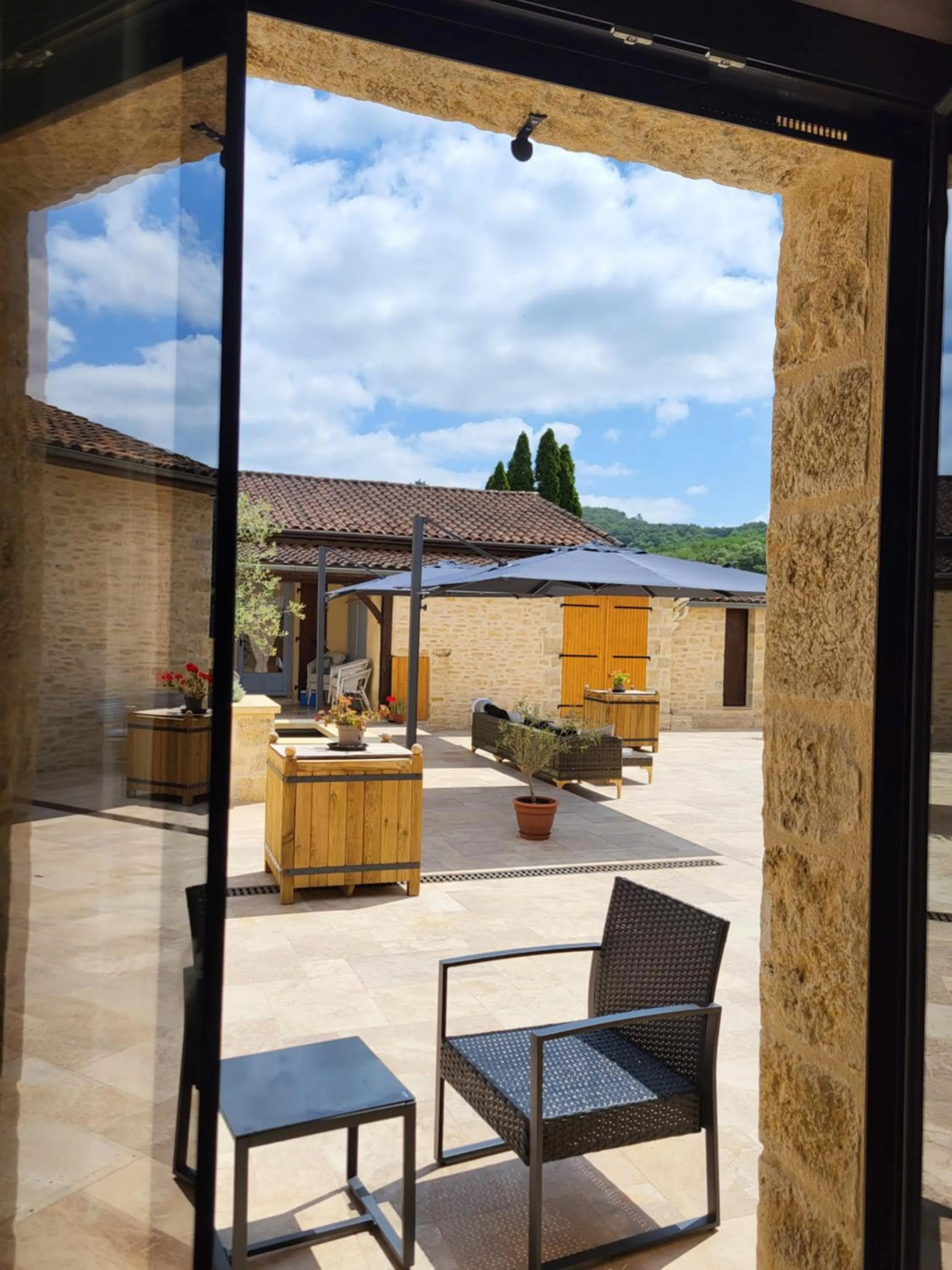 Patio in L'Oustal de Vézac