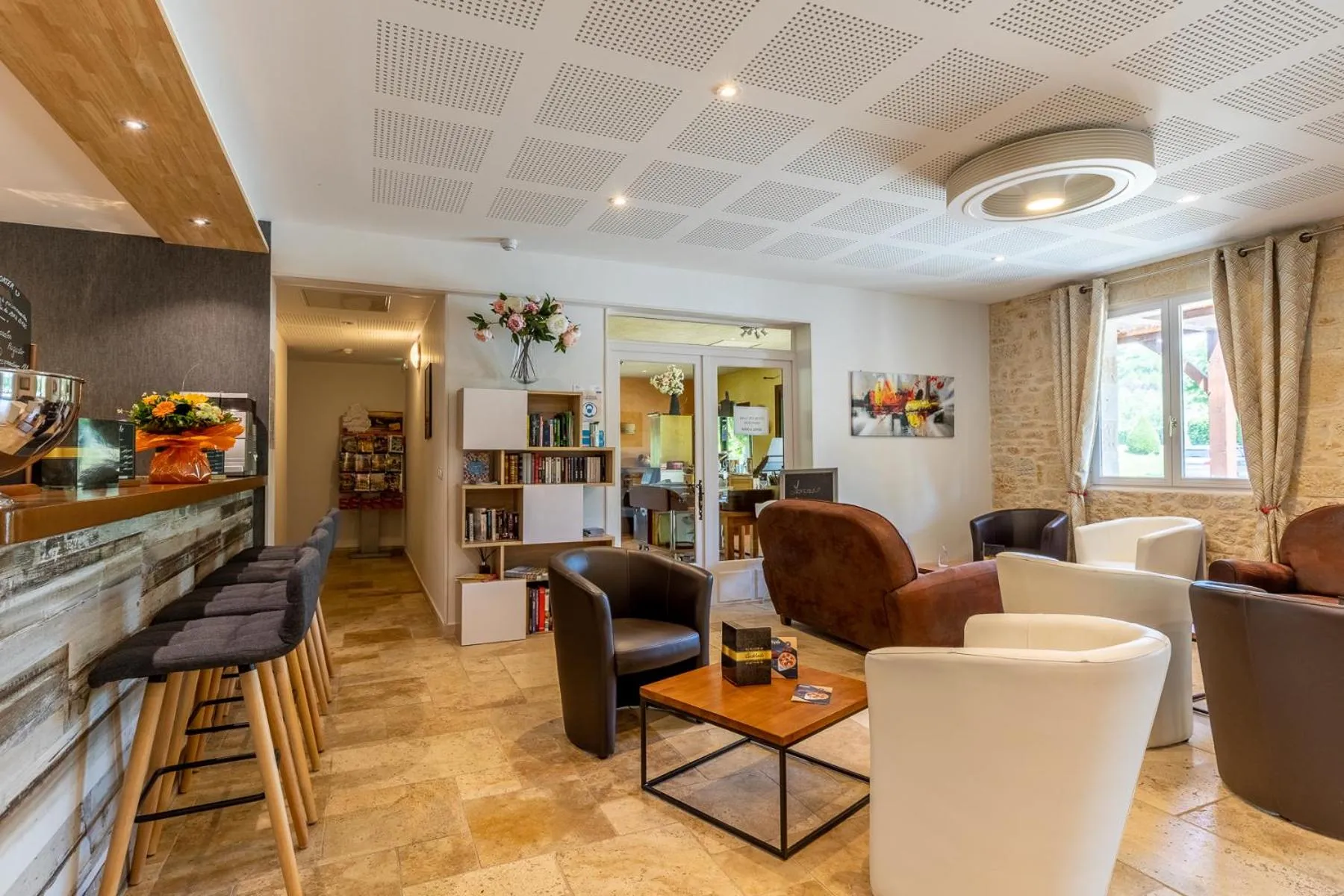 Lounge or bar in L'Oustal de Vézac