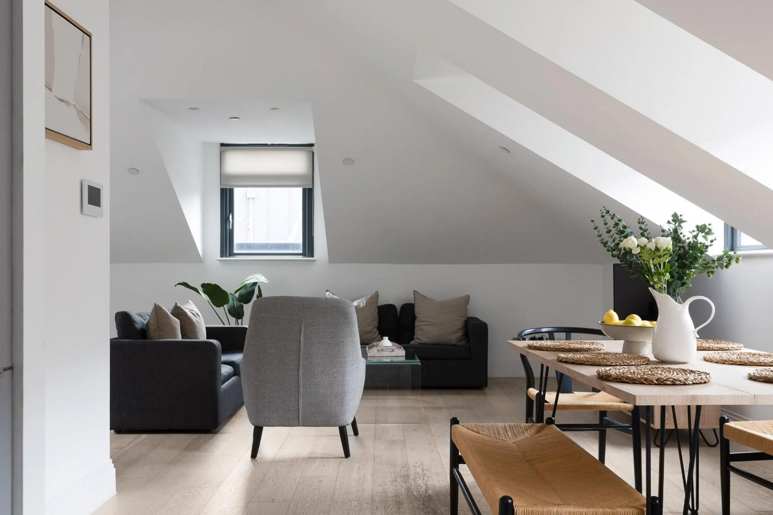 Living room in Oxford Circus Apartments by Calton Living