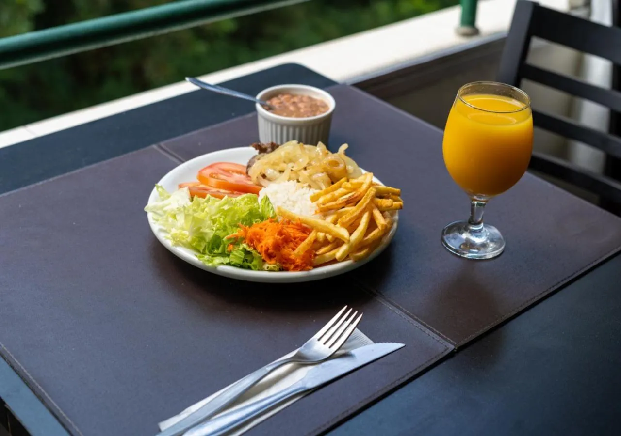 Breakfast in Hotel Nacional Inn Guarujá
