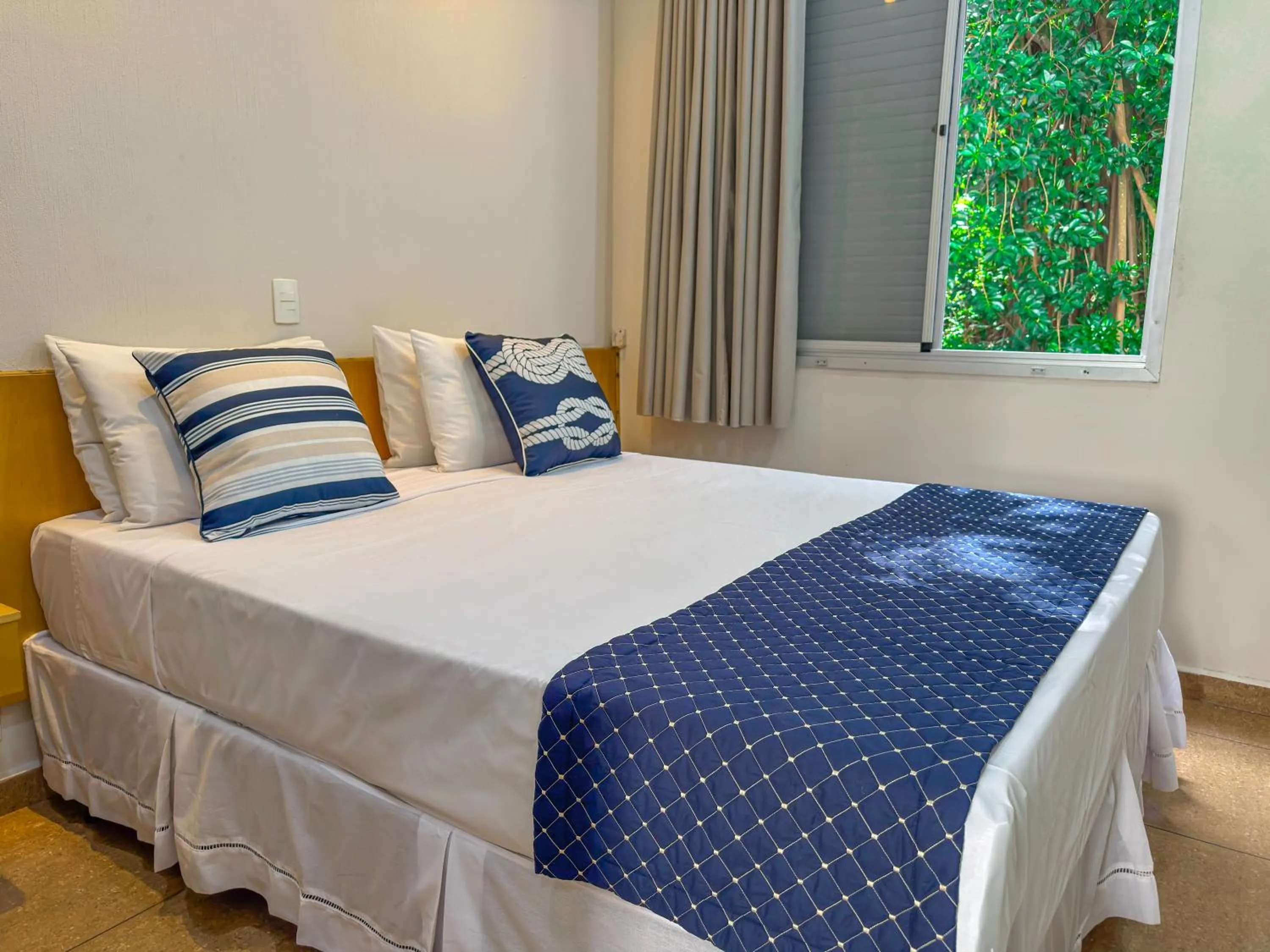 Bedroom, Bed in Hotel Nacional Inn Guarujá