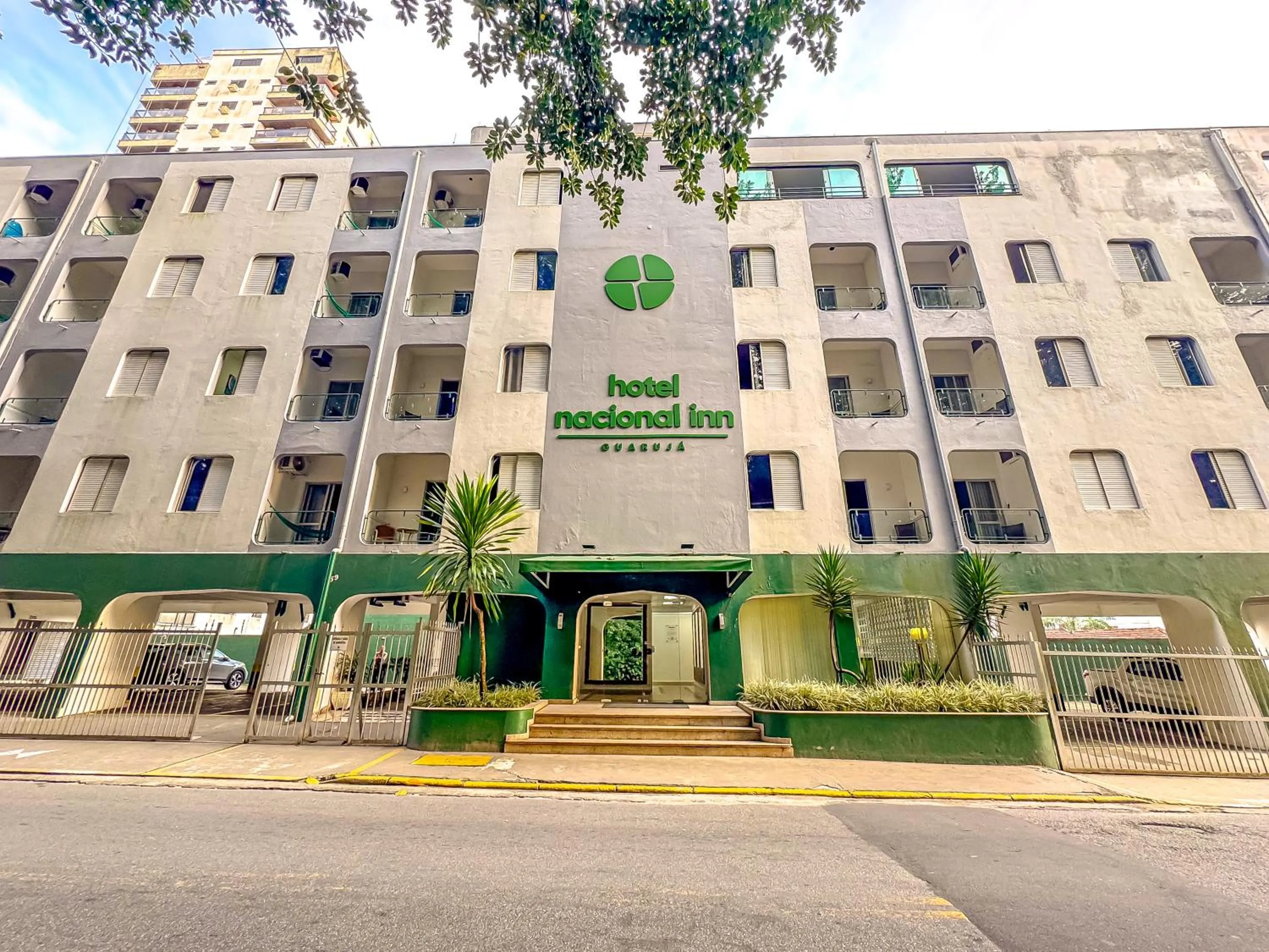 Property building in Hotel Nacional Inn Guarujá