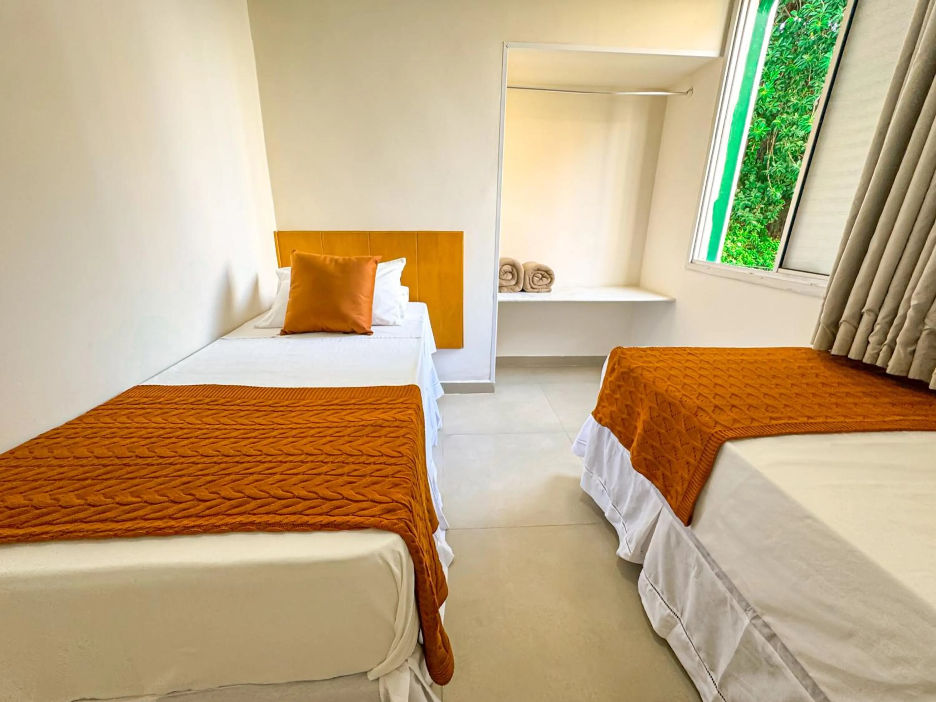 Bedroom, Bed in Hotel Nacional Inn Guarujá