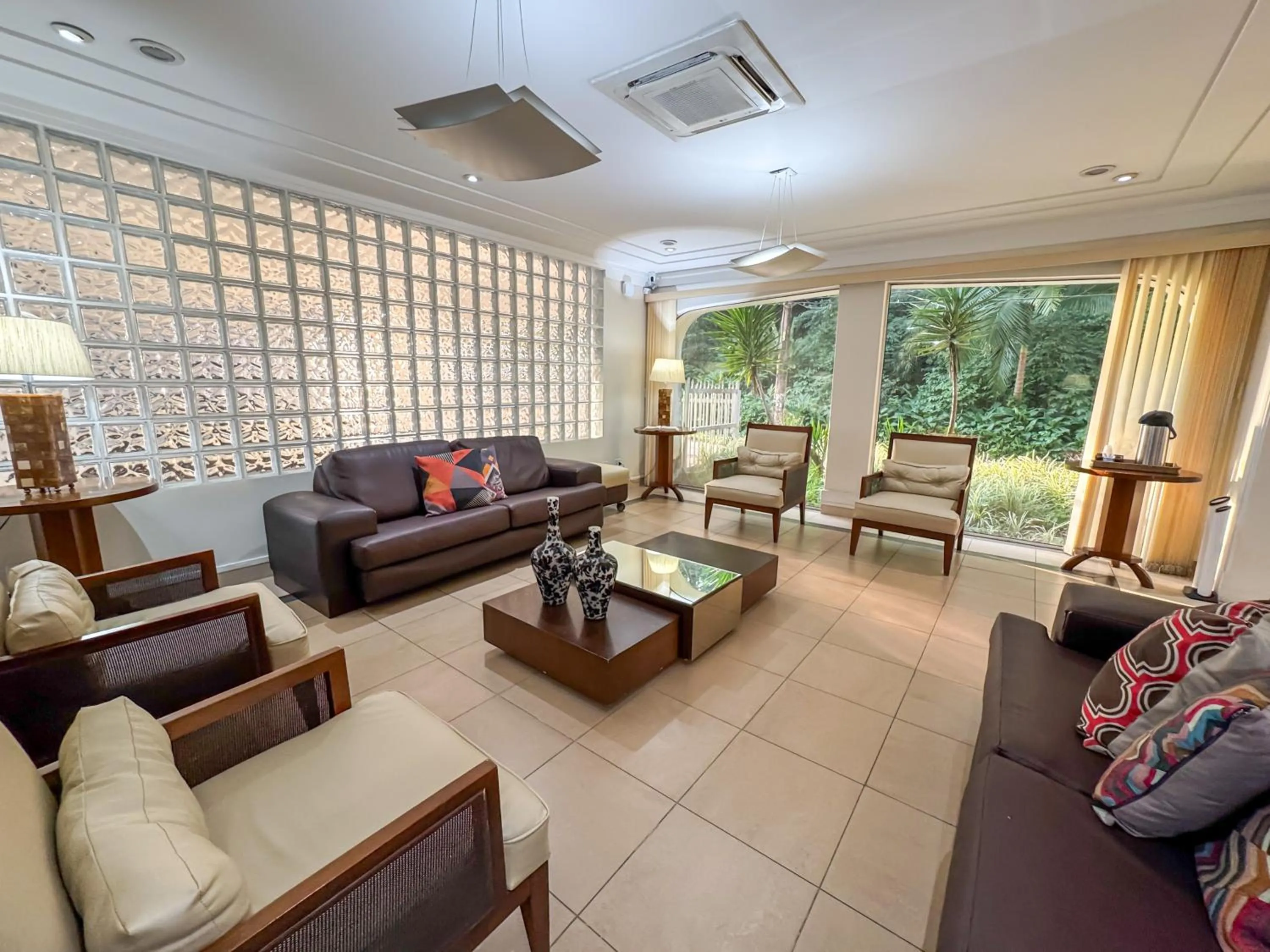 Living room in Hotel Nacional Inn Guarujá