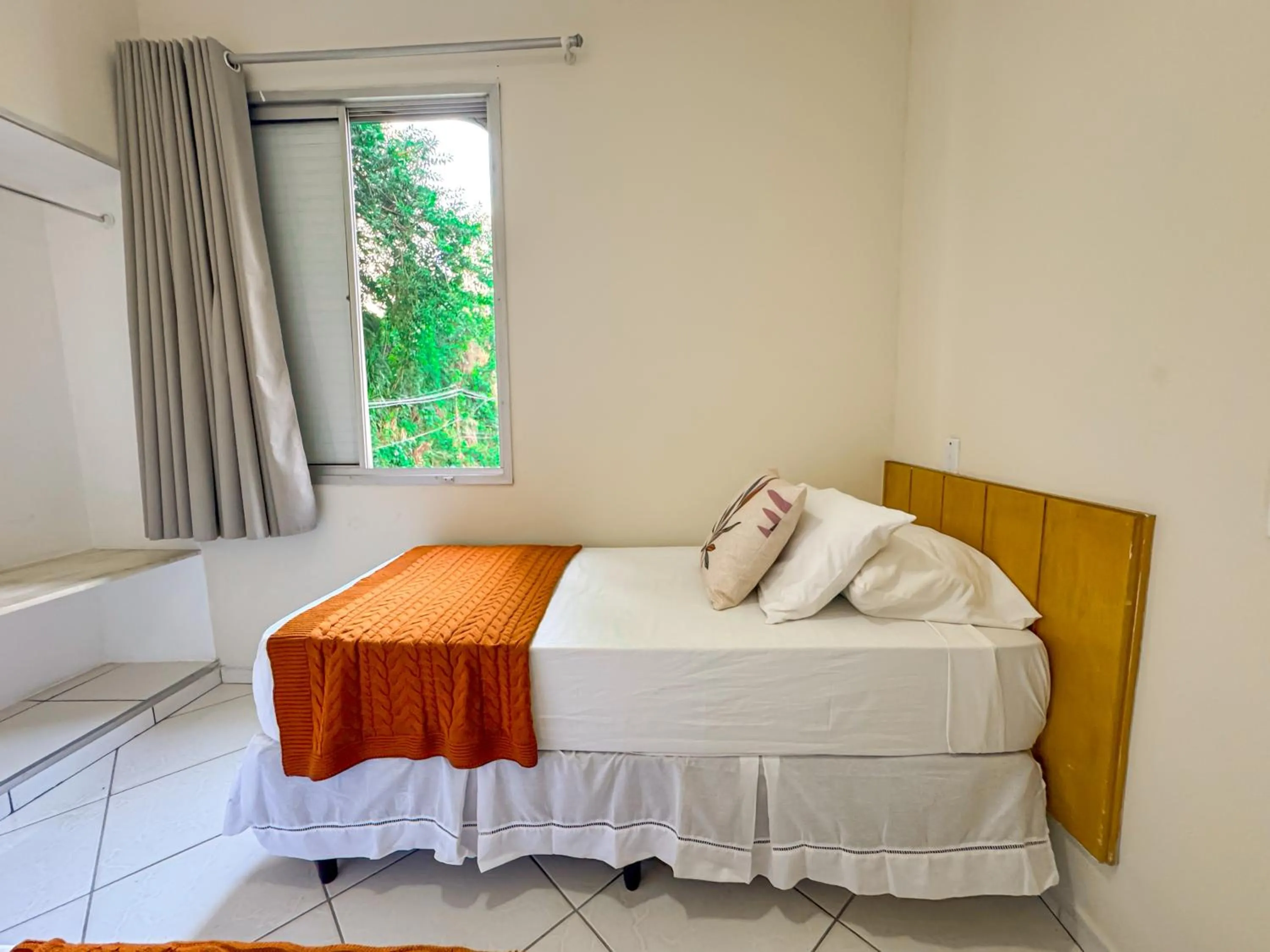 Bedroom, Bed in Hotel Nacional Inn Guarujá