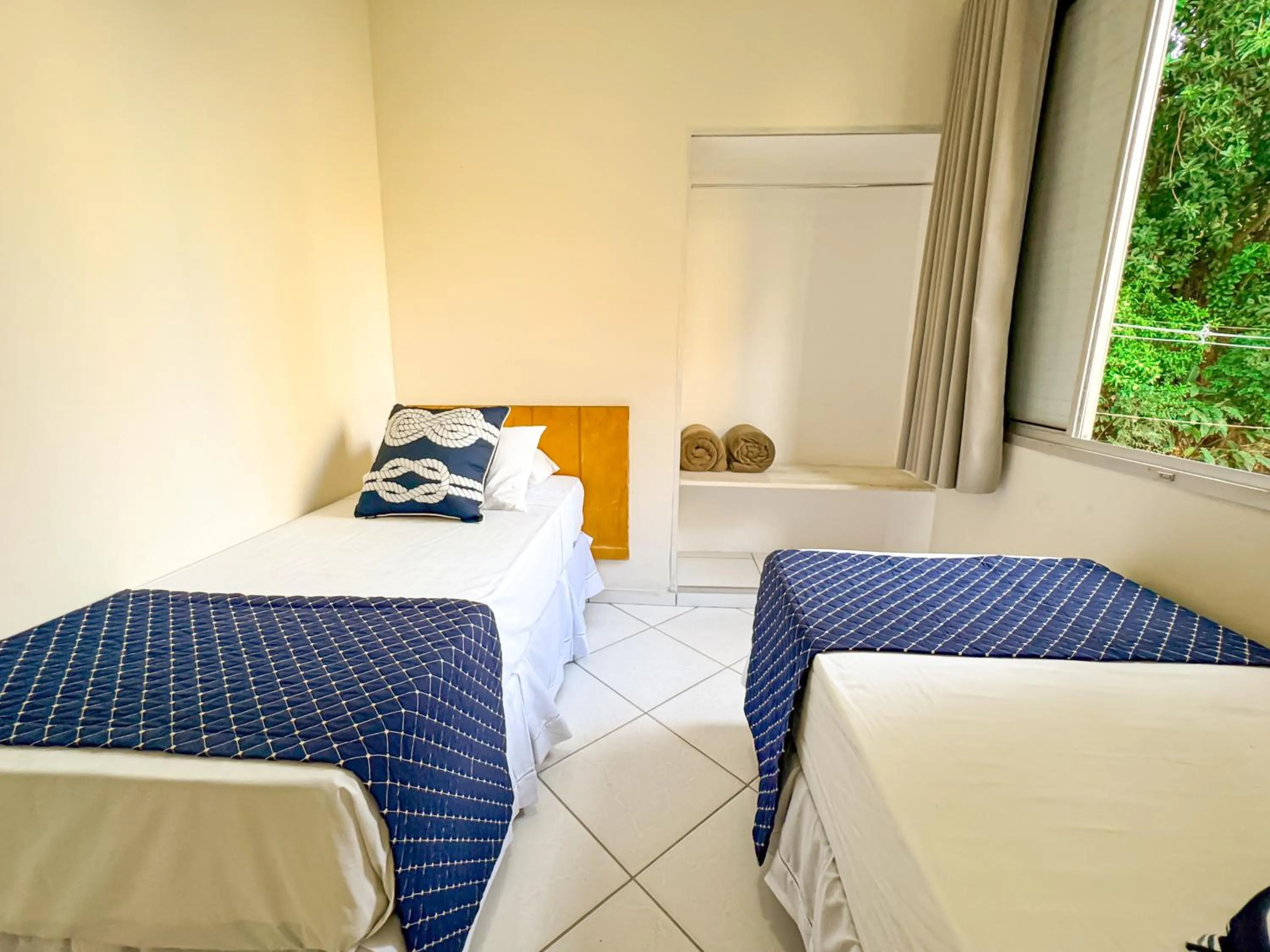 Bedroom, Bed in Hotel Nacional Inn Guarujá