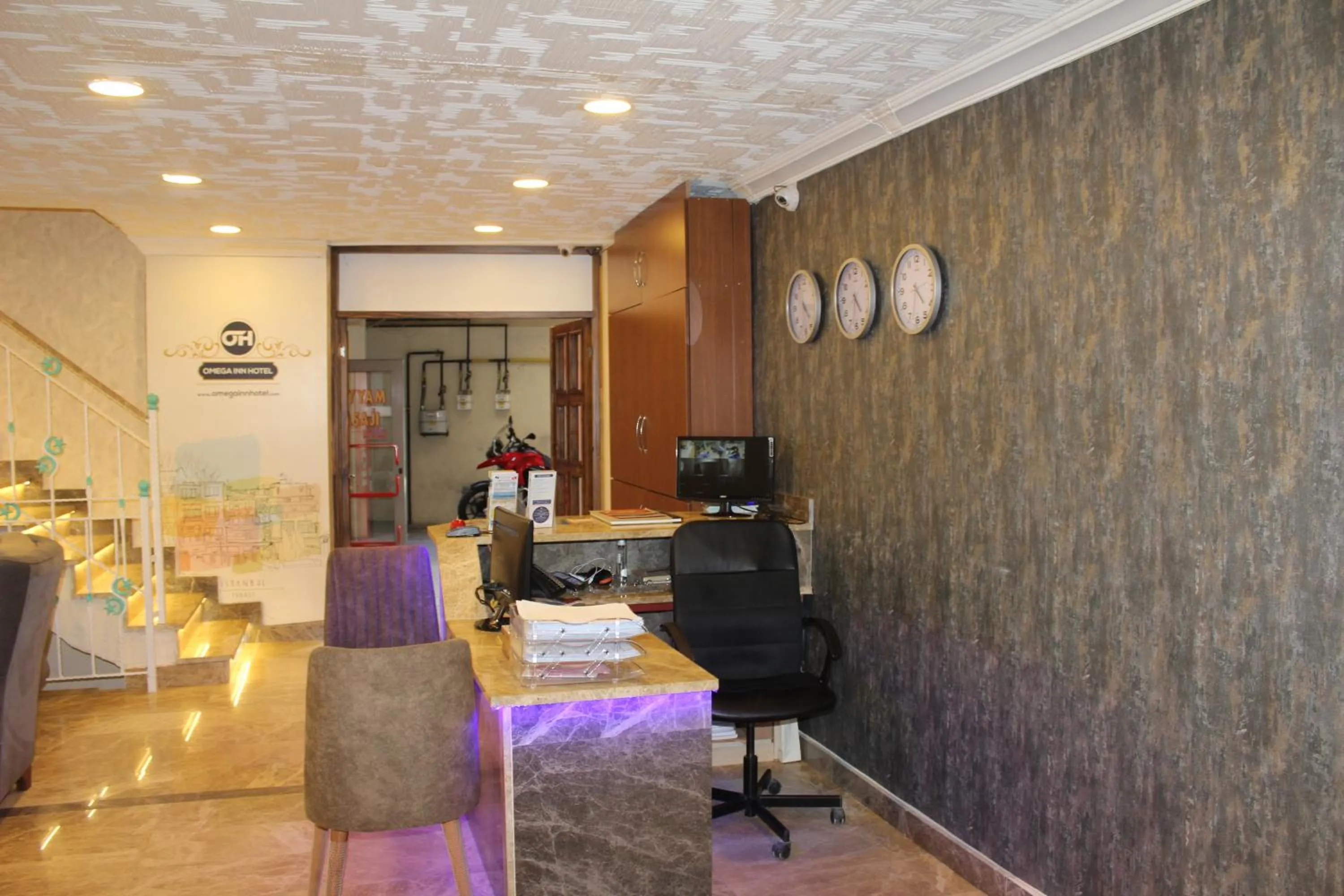 Lobby or reception in Omega Inn