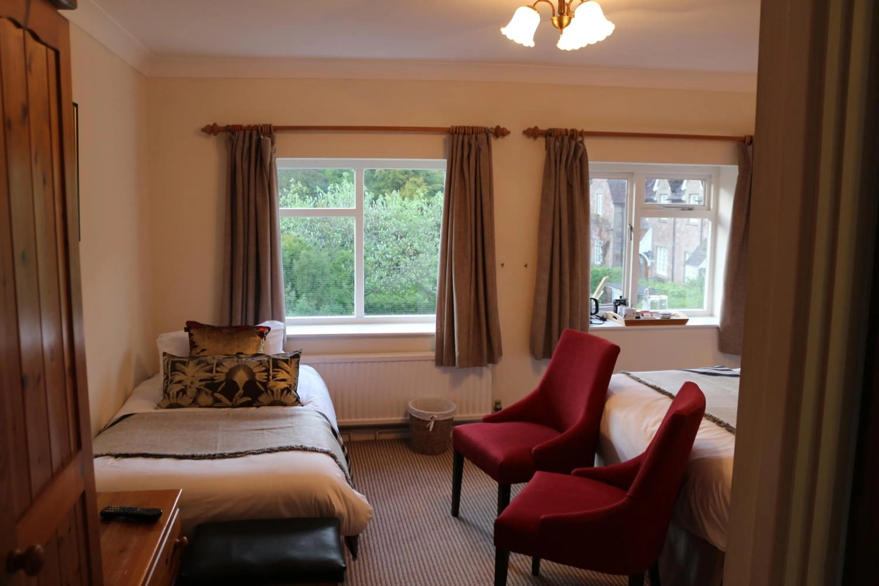 Photo of the whole room in The Hostelrie at Goodrich