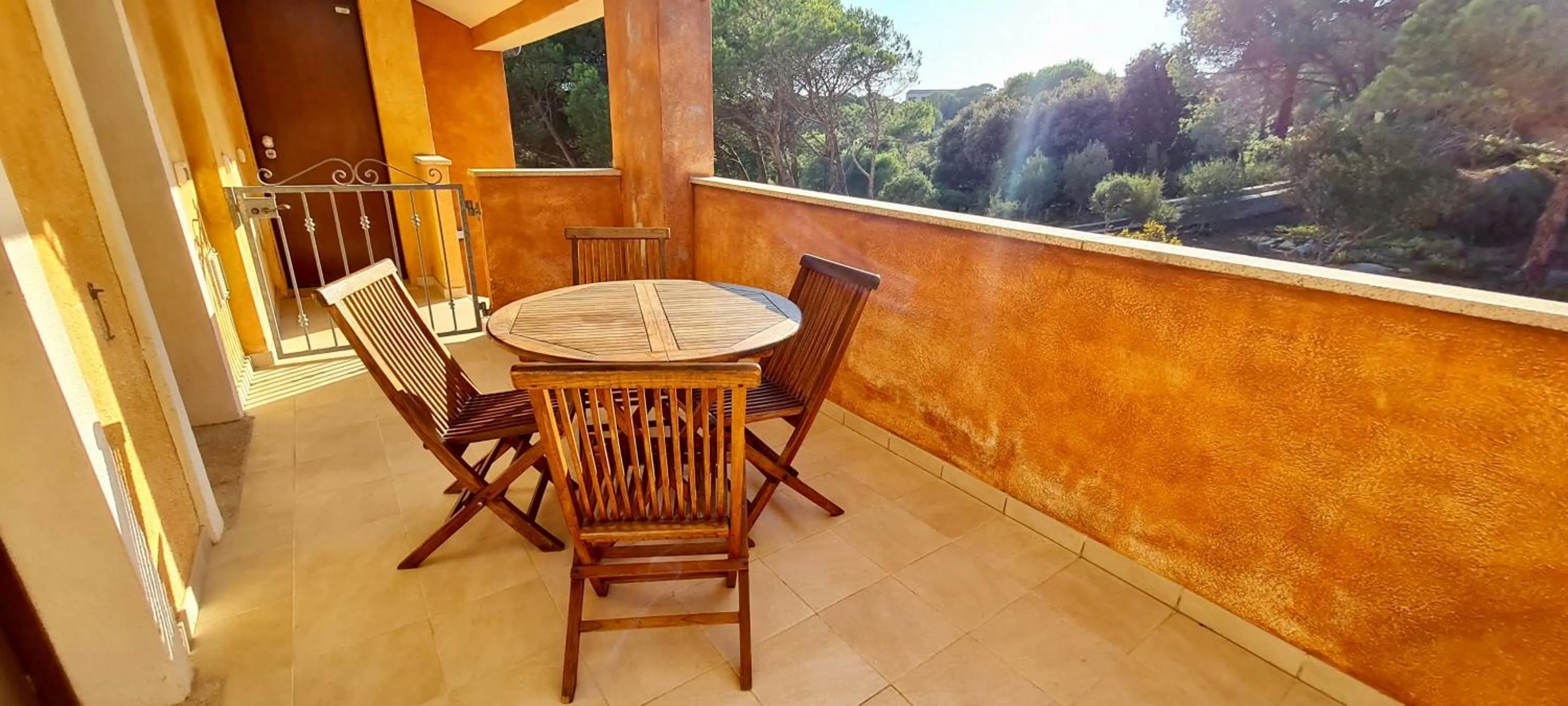 Patio in Residence Borgo Punta Villa