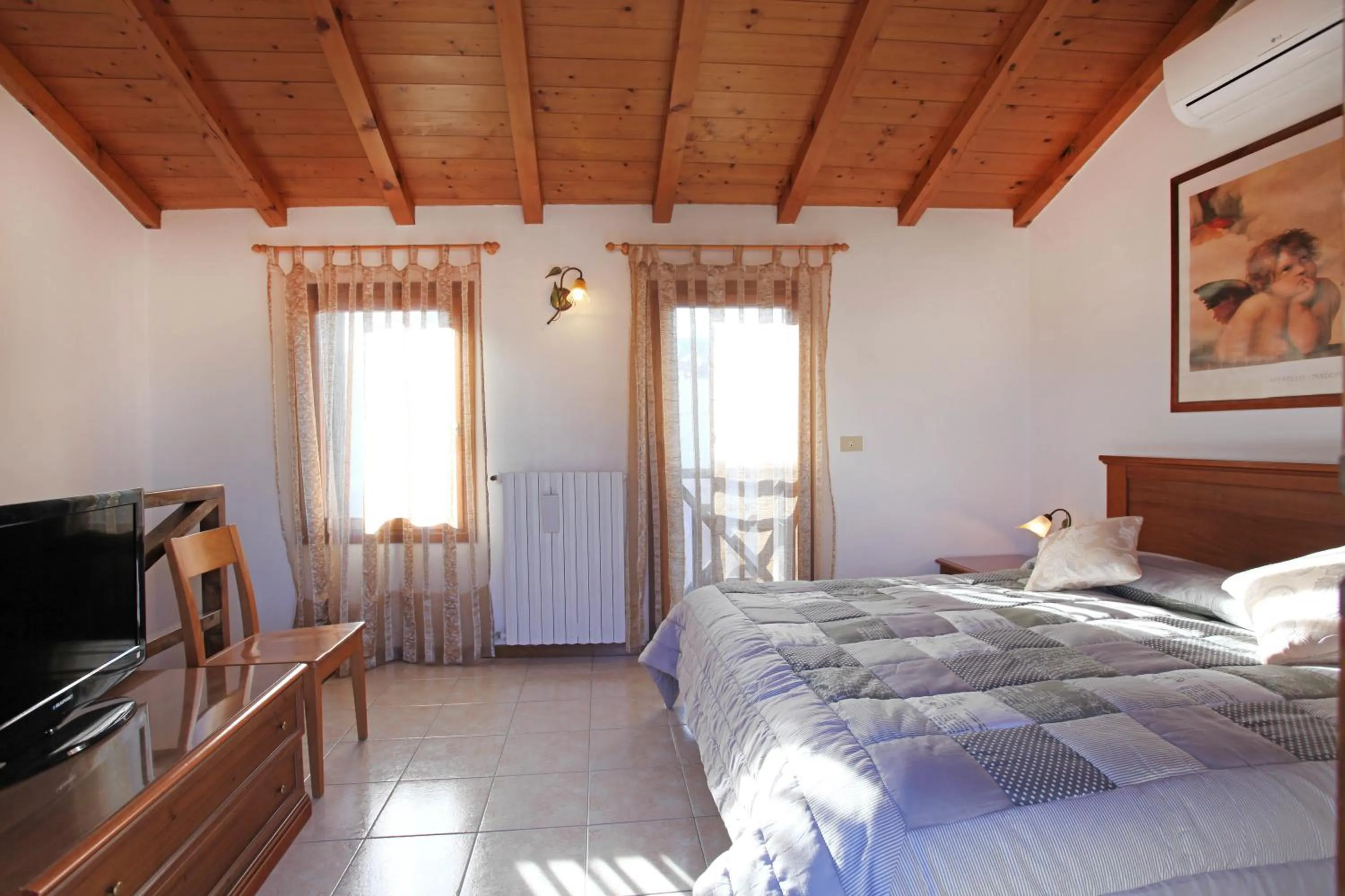 Bedroom, Bed in Locanda Delle Acque