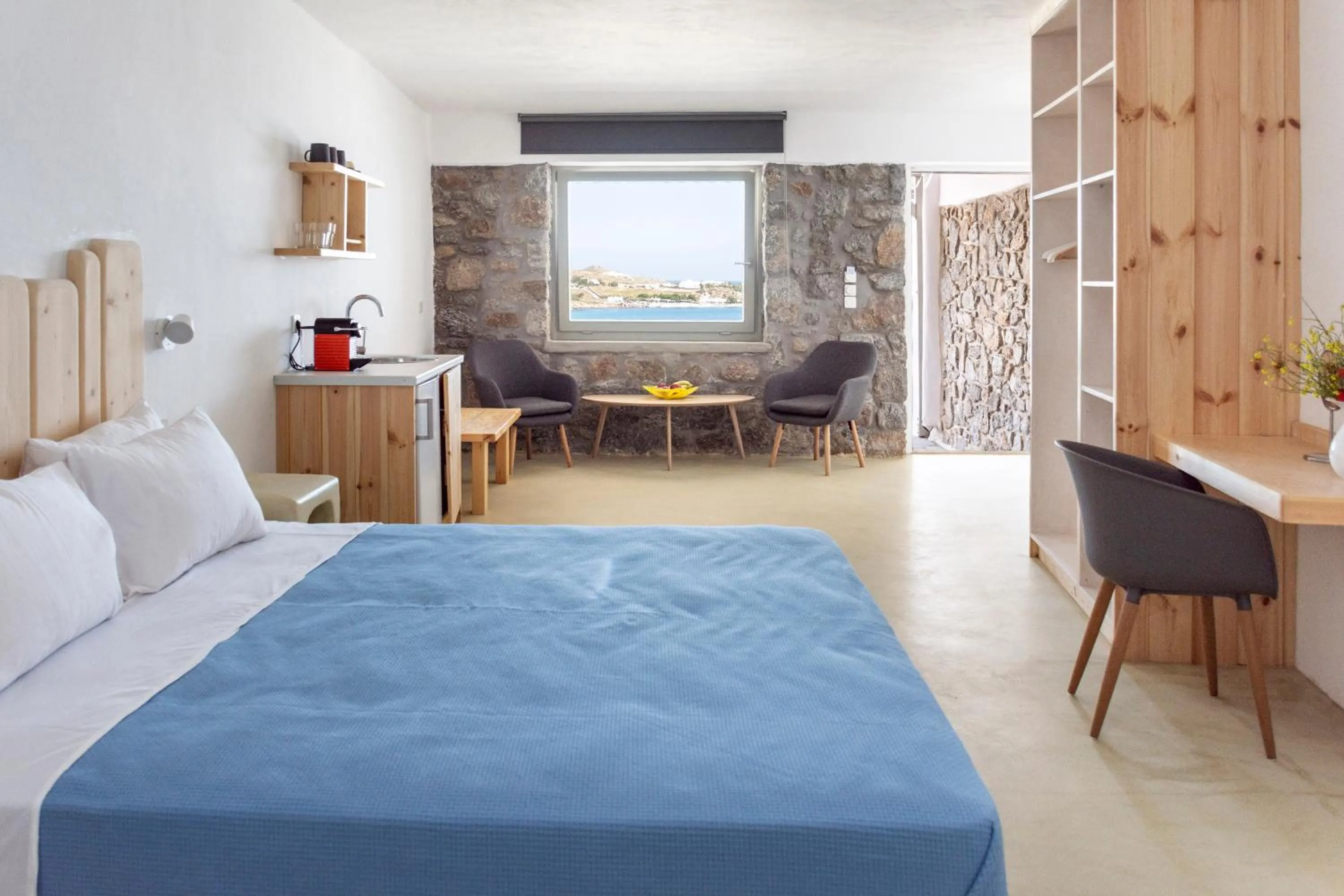Bed in Mykonos Azure
