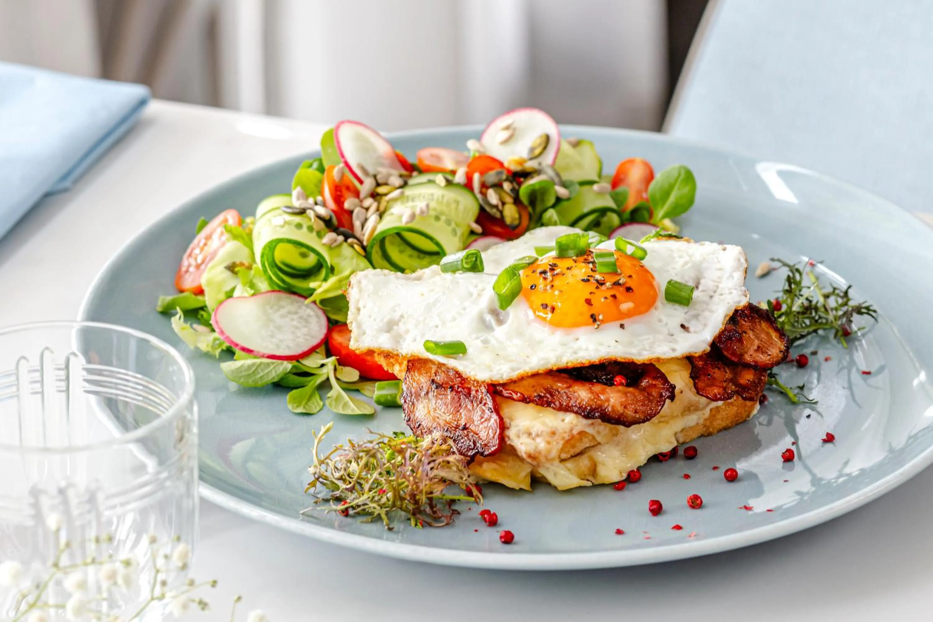 Food in NoBo Hotel - business